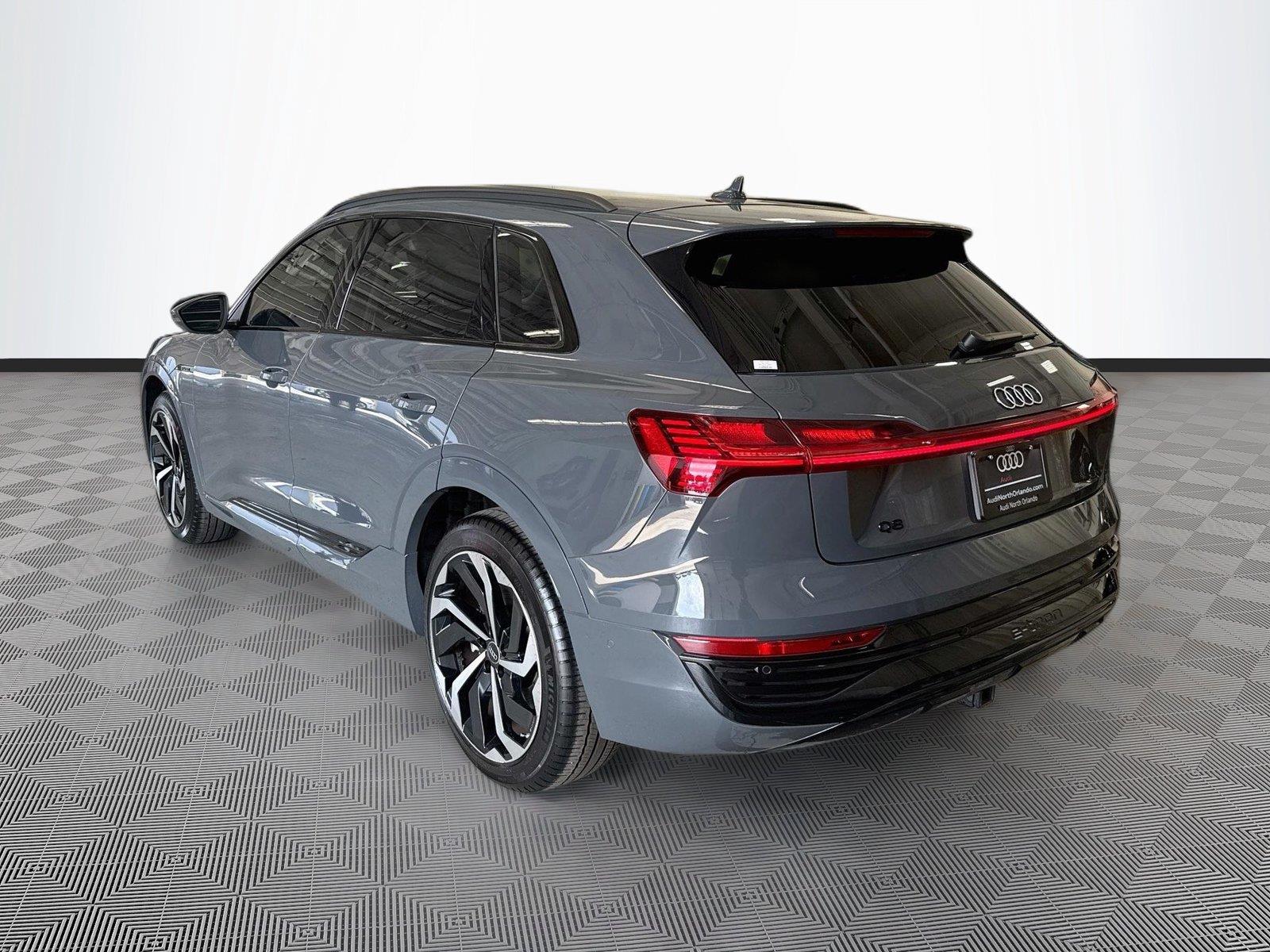 2024 Audi Q8 e-tron Premium Plus