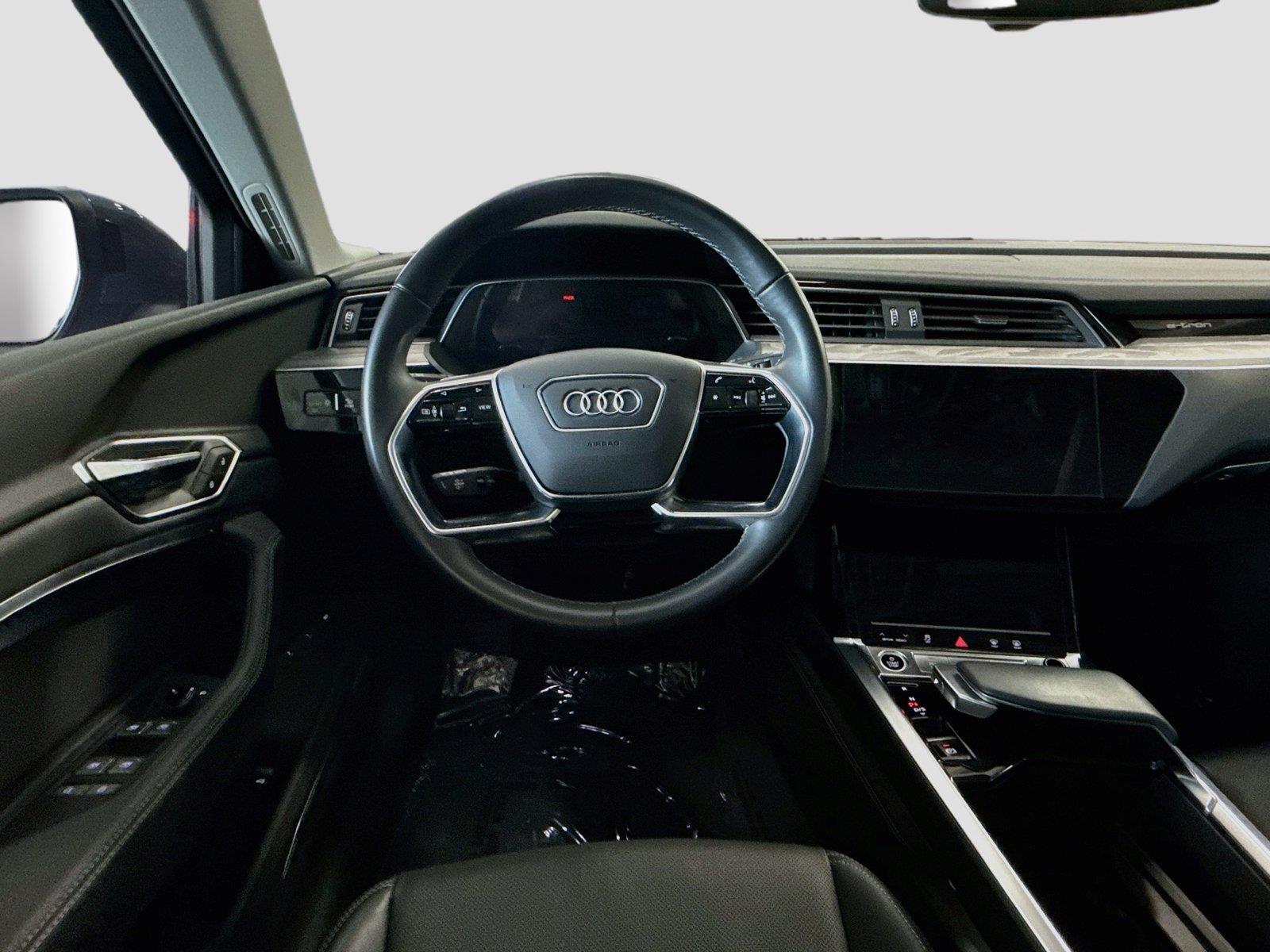 2024 Audi Q8 e-tron Premium Plus