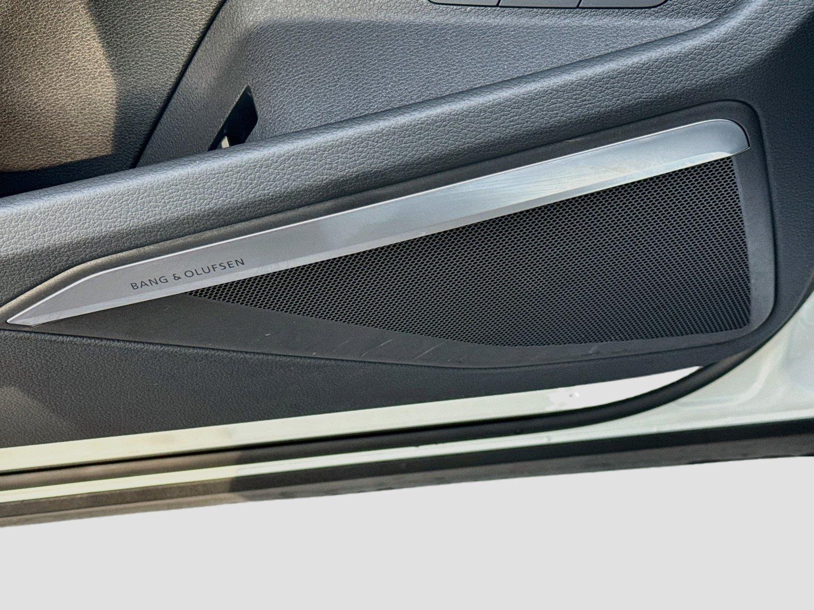 2024 Audi Q8 e-tron Premium Plus