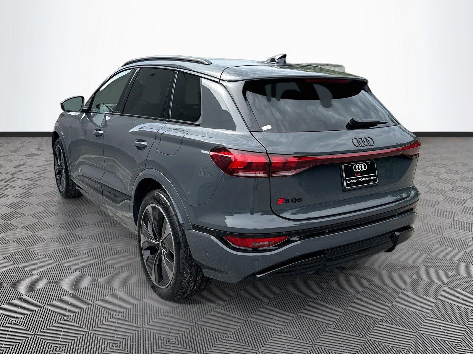 2025 Audi SQ6 e-tron Prestige
