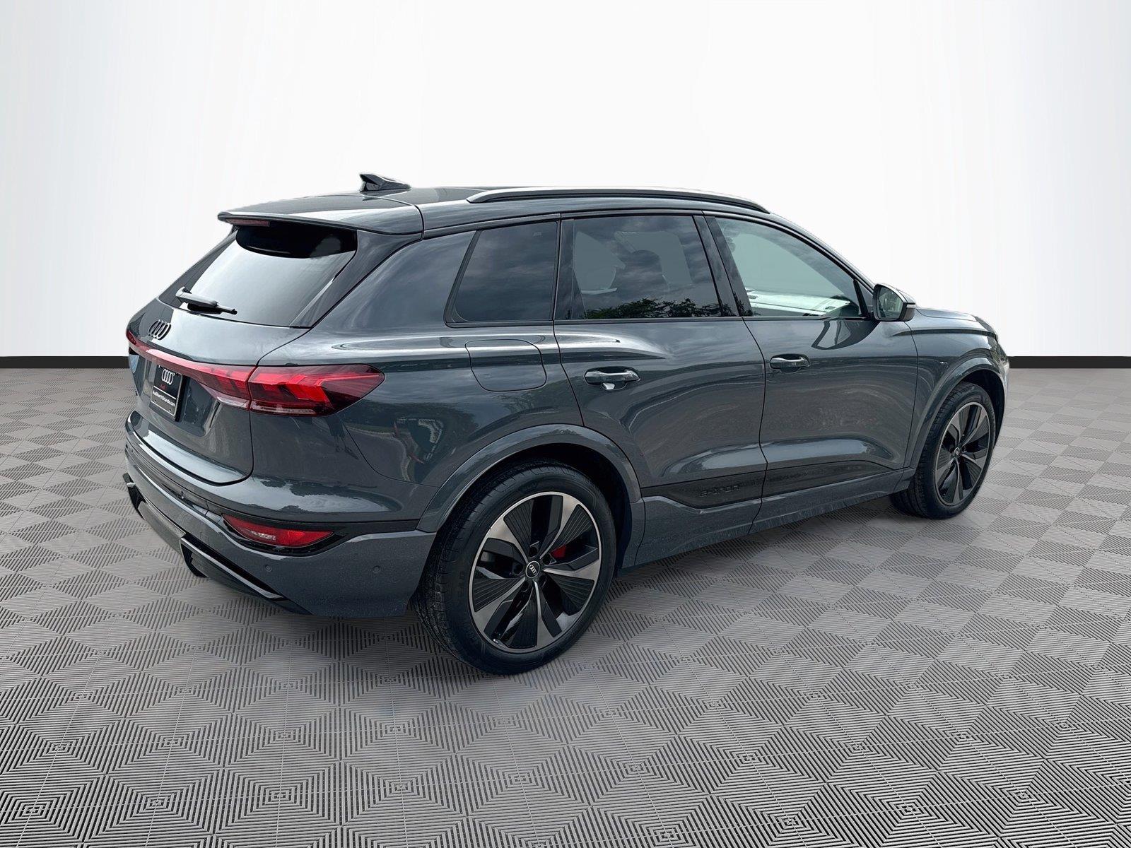 2025 Audi SQ6 e-tron Prestige