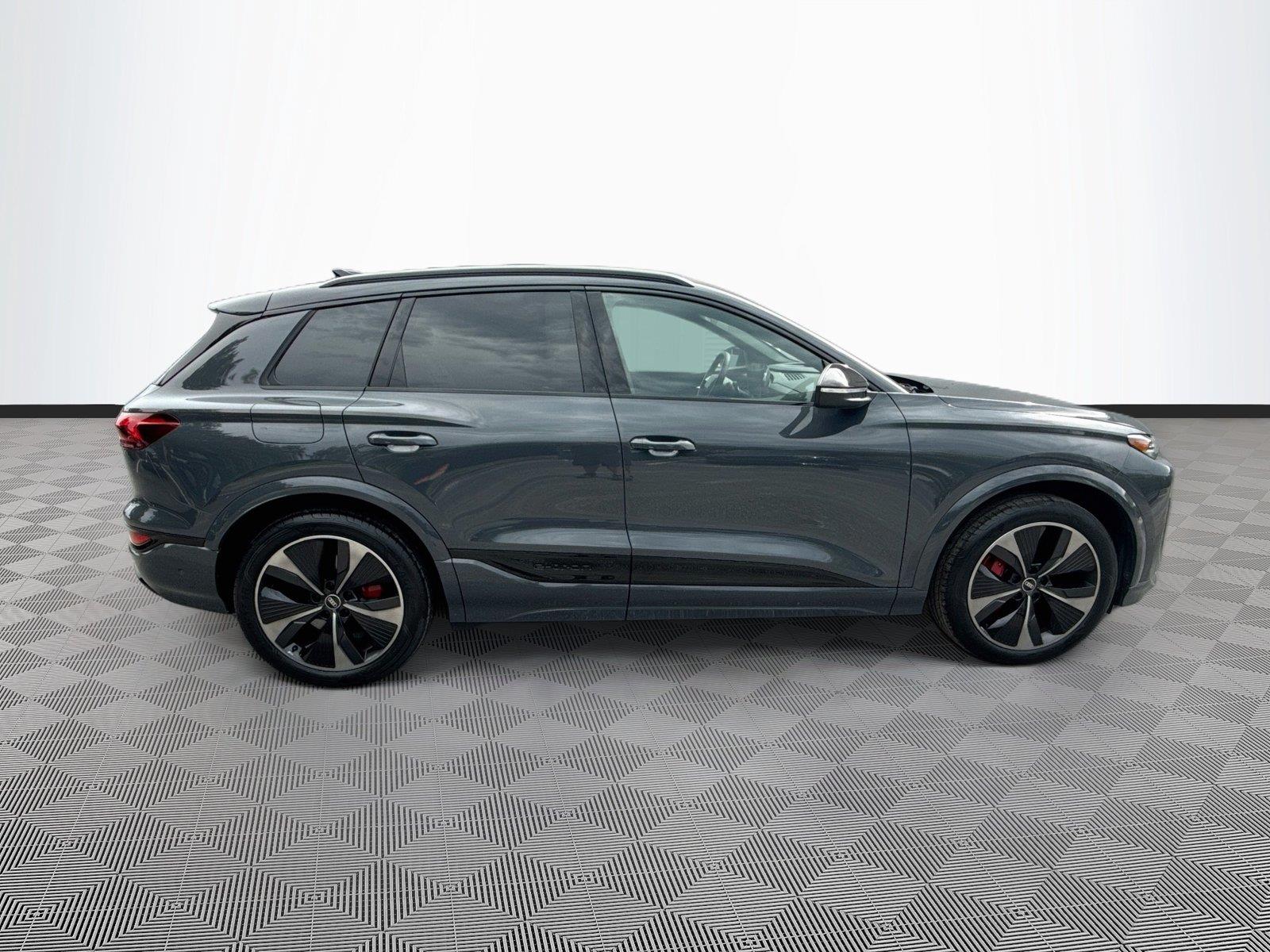 2025 Audi SQ6 e-tron Prestige