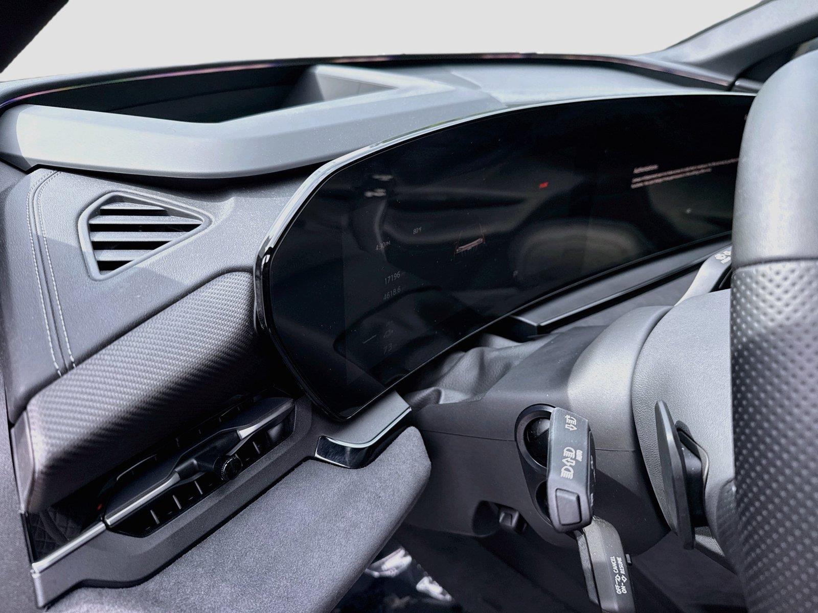 2025 Audi SQ6 e-tron Prestige