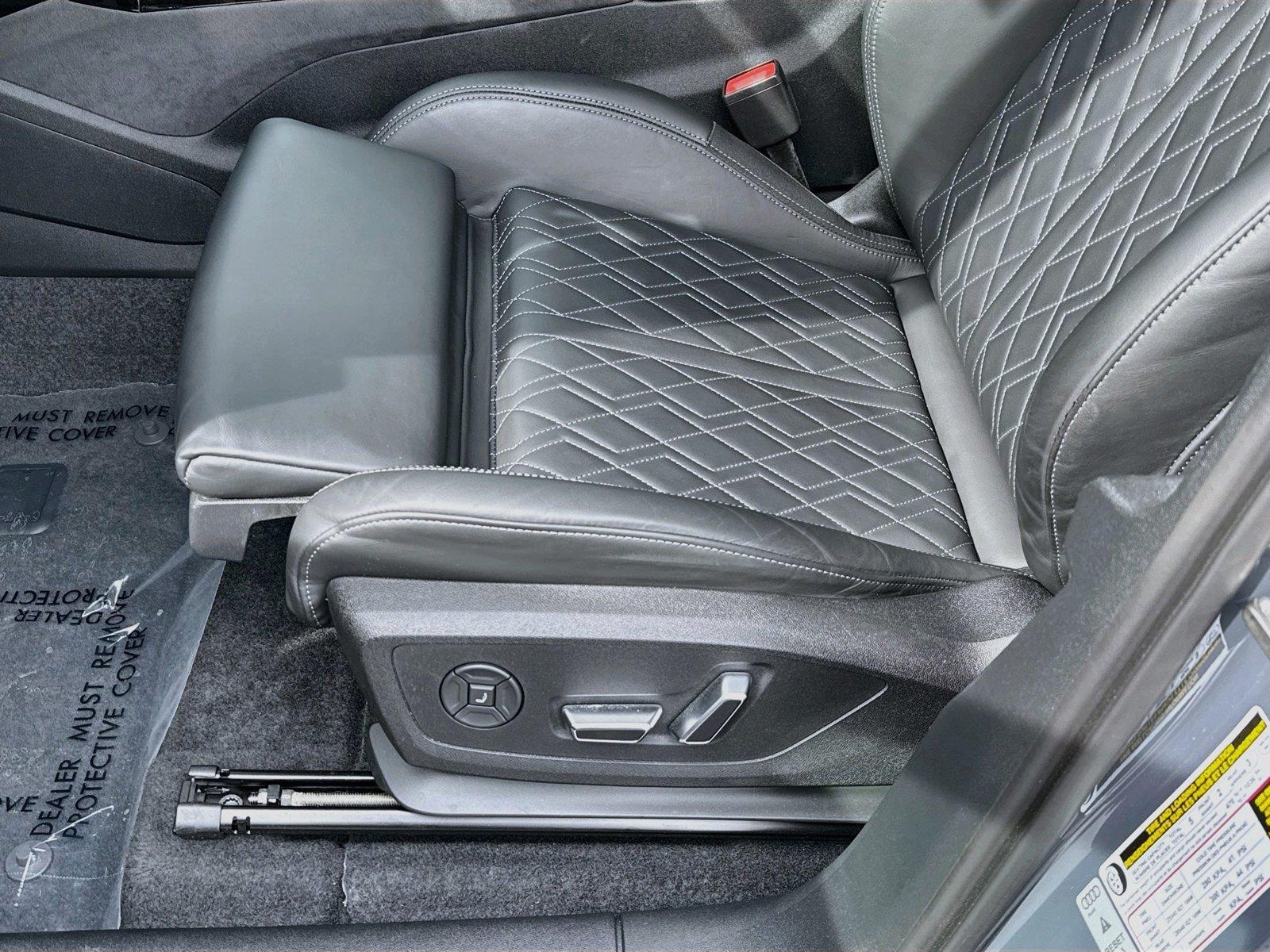 2025 Audi SQ6 e-tron Prestige