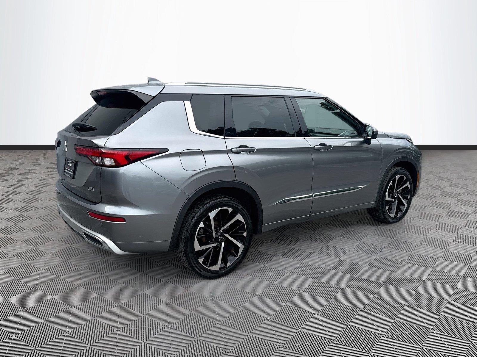 2022 Mitsubishi Outlander SEL Special Edition