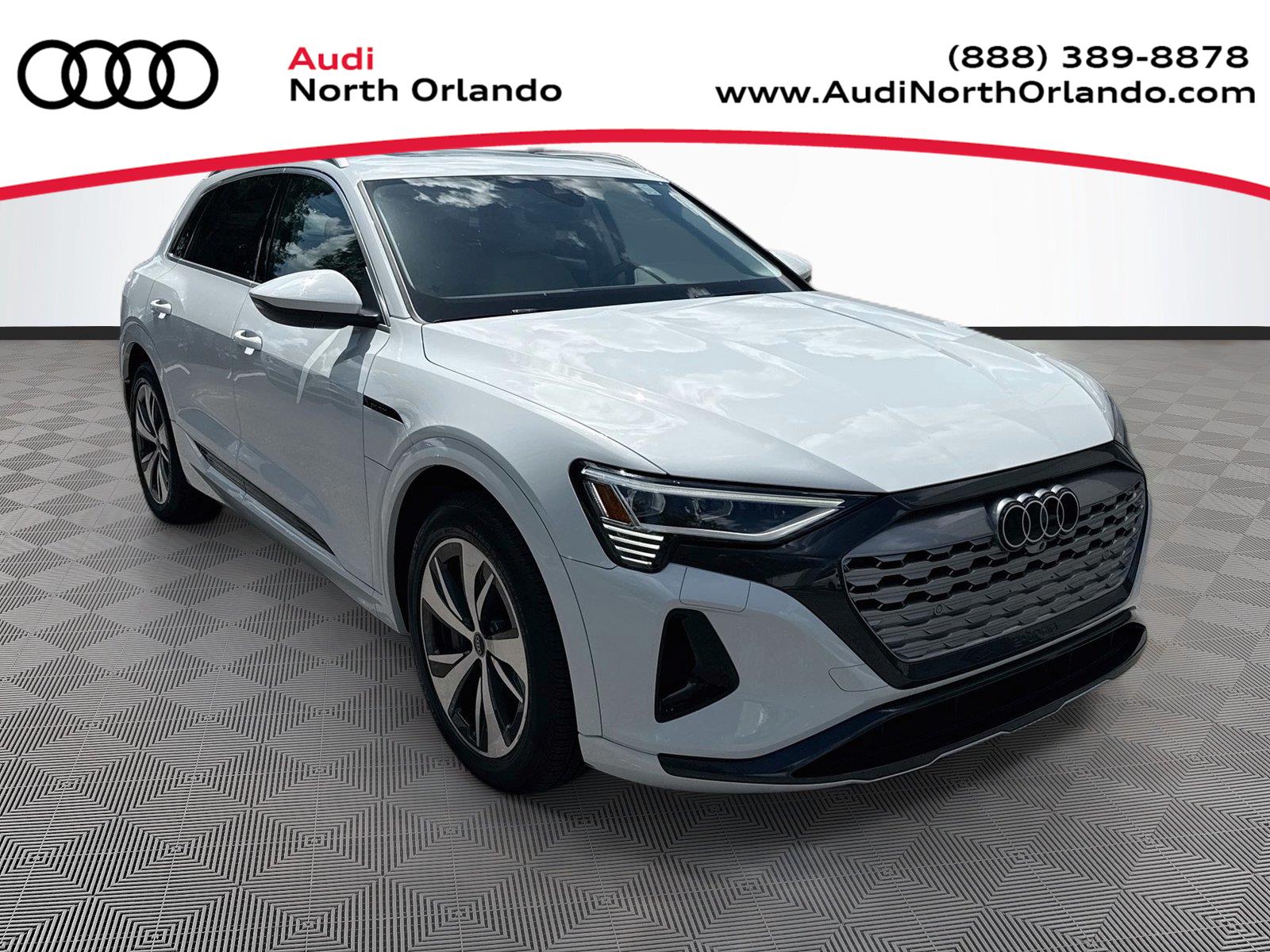 2024 Audi Q8 e-tron quattro Premium AWD