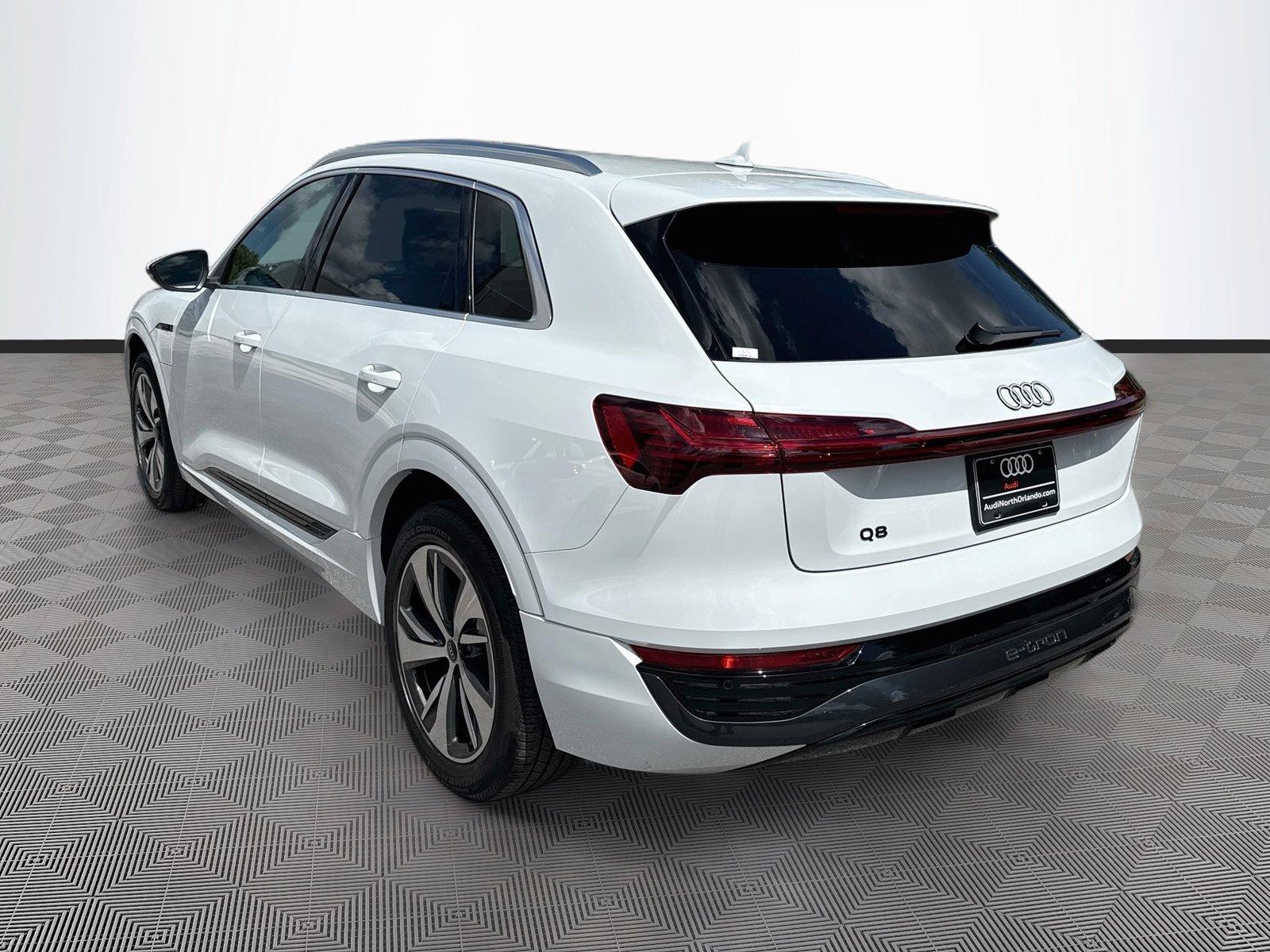 2024 Audi Q8 e-tron Premium