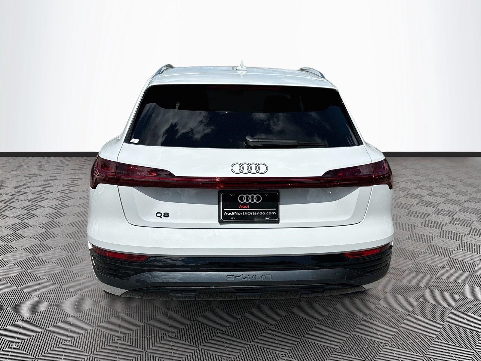 2024 Audi Q8 e-tron Premium