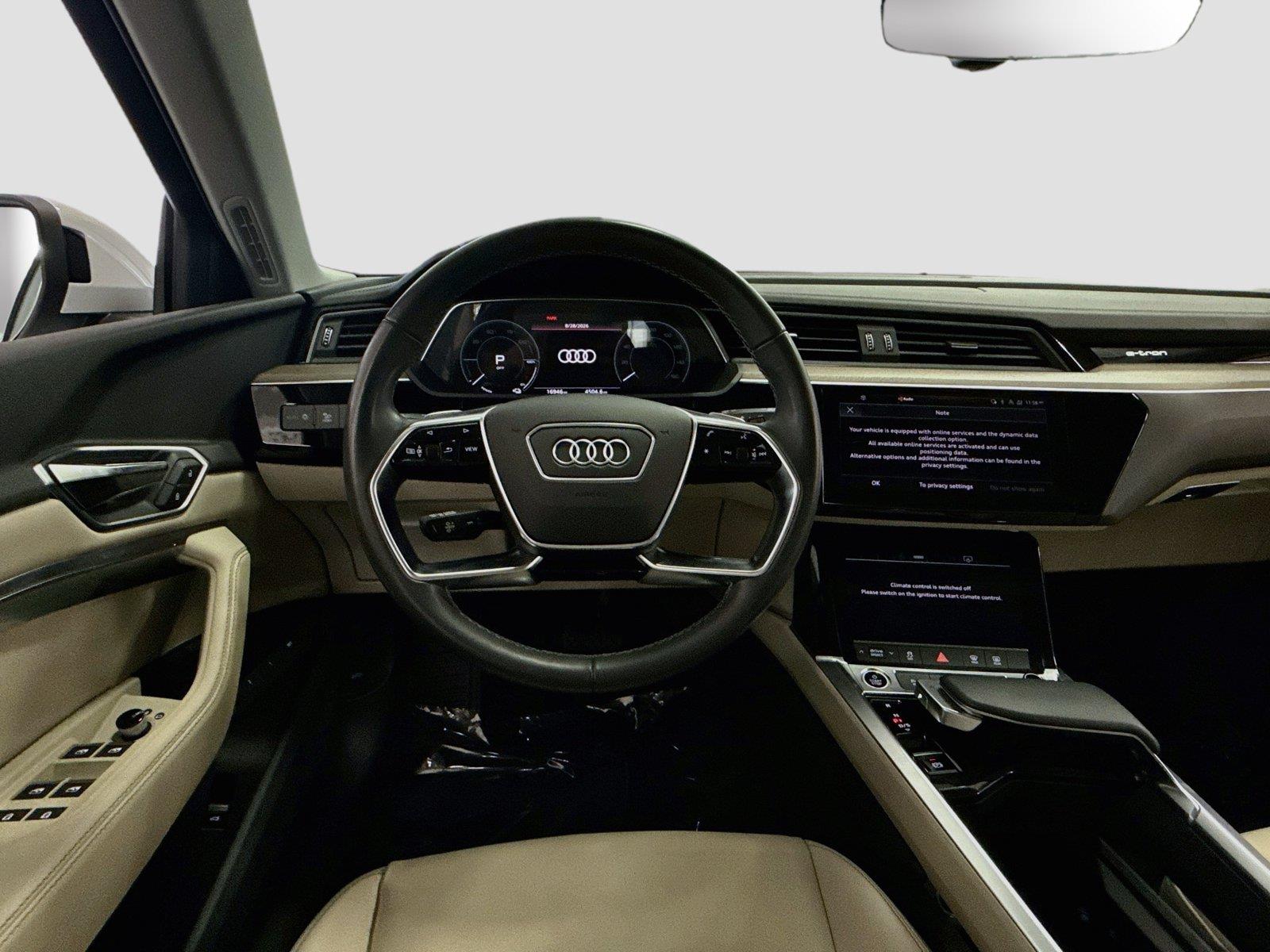 2024 Audi Q8 e-tron Premium