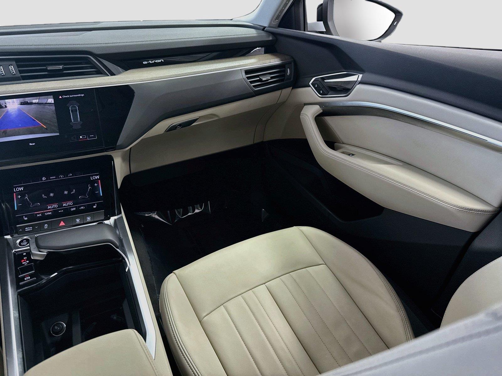 2024 Audi Q8 e-tron Premium