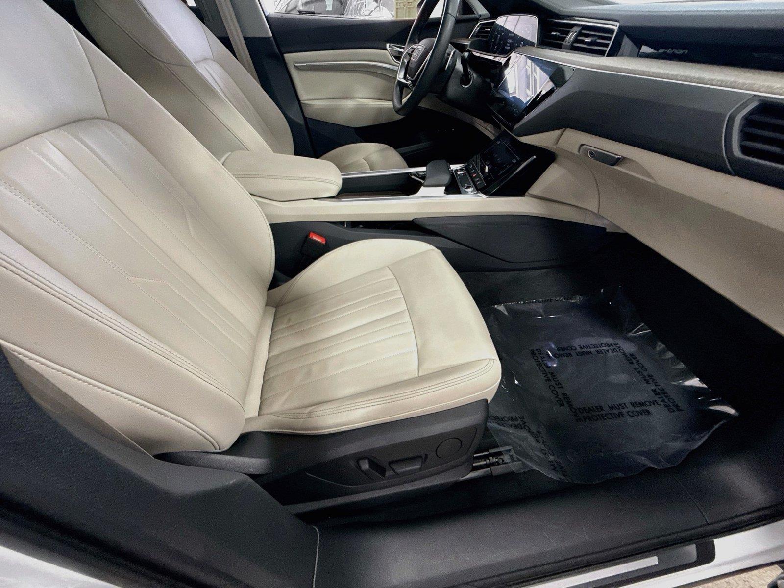 2024 Audi Q8 e-tron Premium
