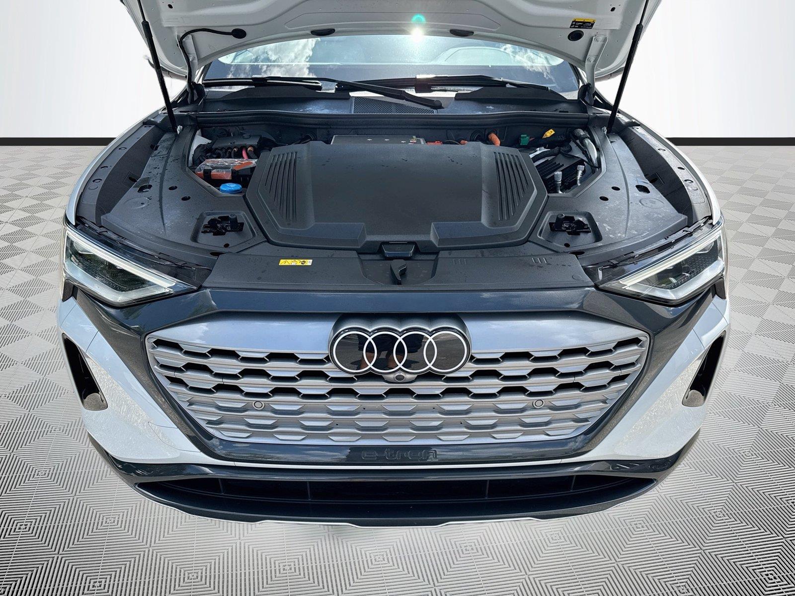 2024 Audi Q8 e-tron Premium