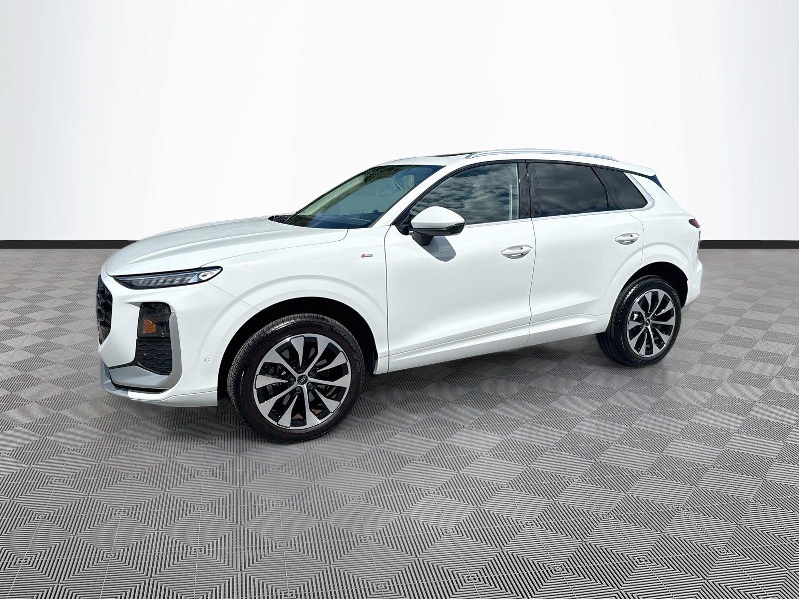 2026 Audi Q3 S line