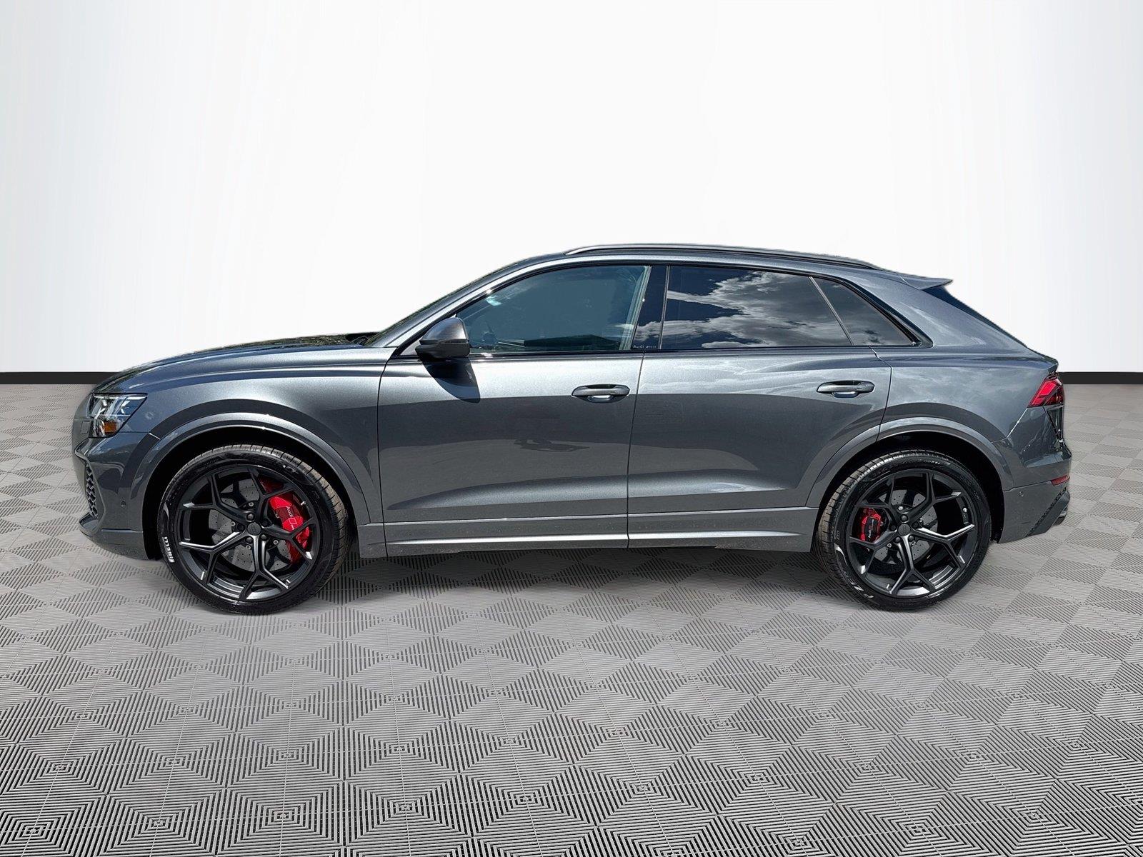 2027 Audi RS Q8 performance