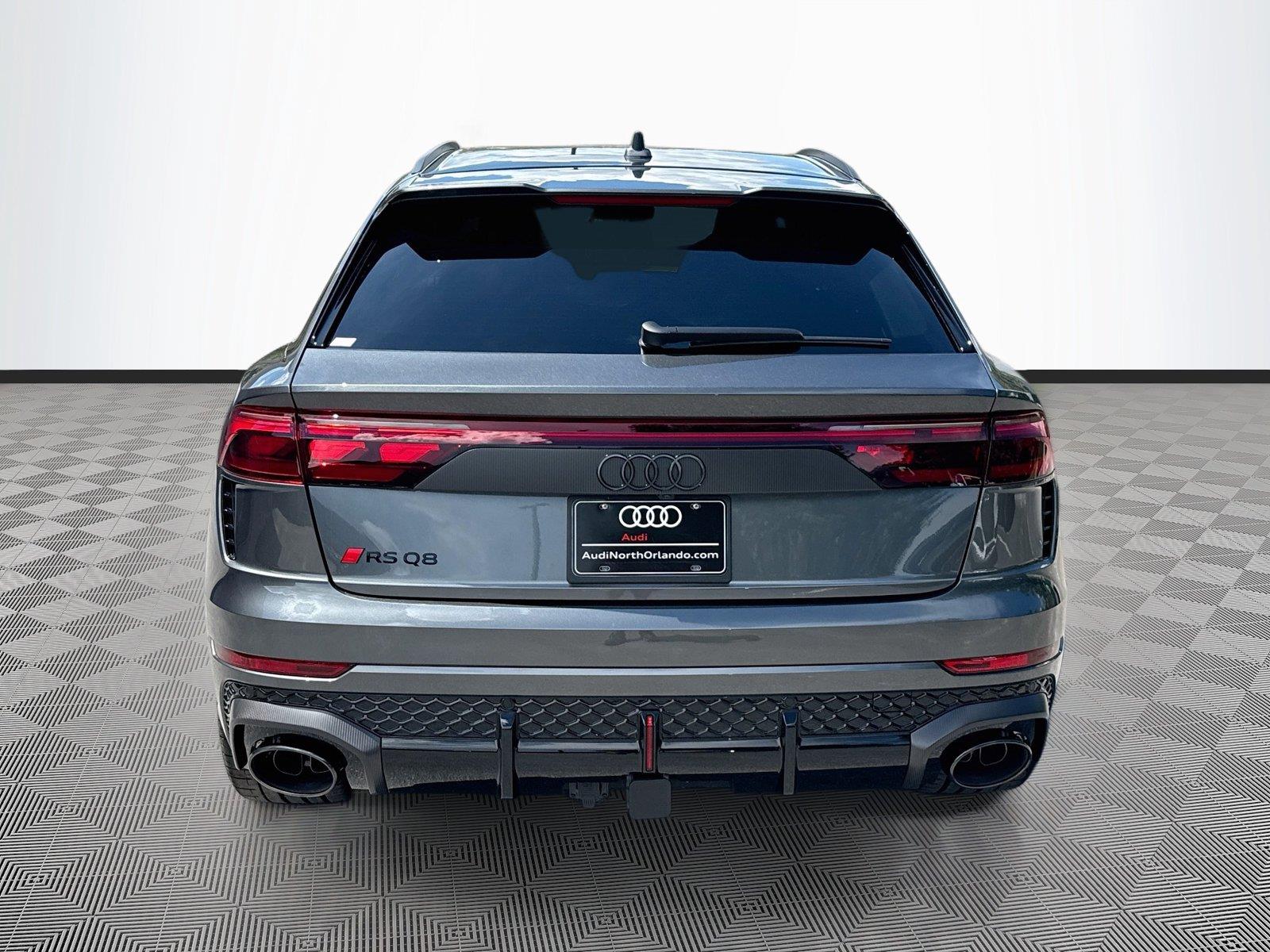 2027 Audi RS Q8 performance