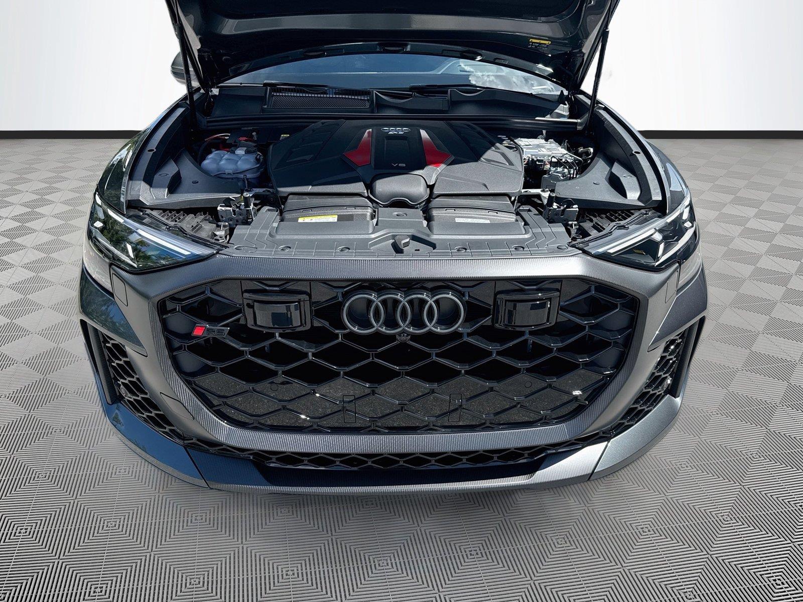 2027 Audi RS Q8 performance