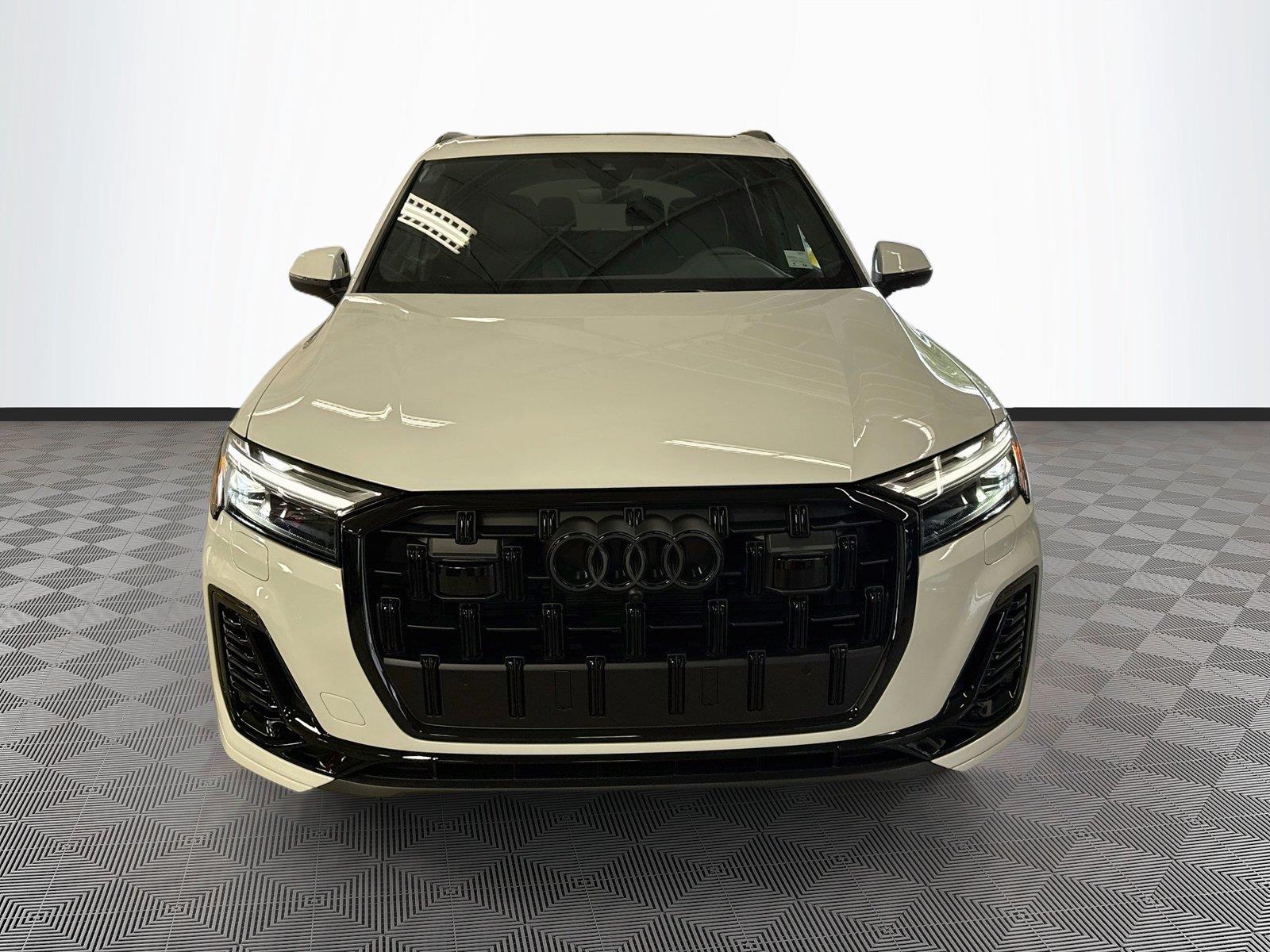 2026 Audi Q7 Premium Plus
