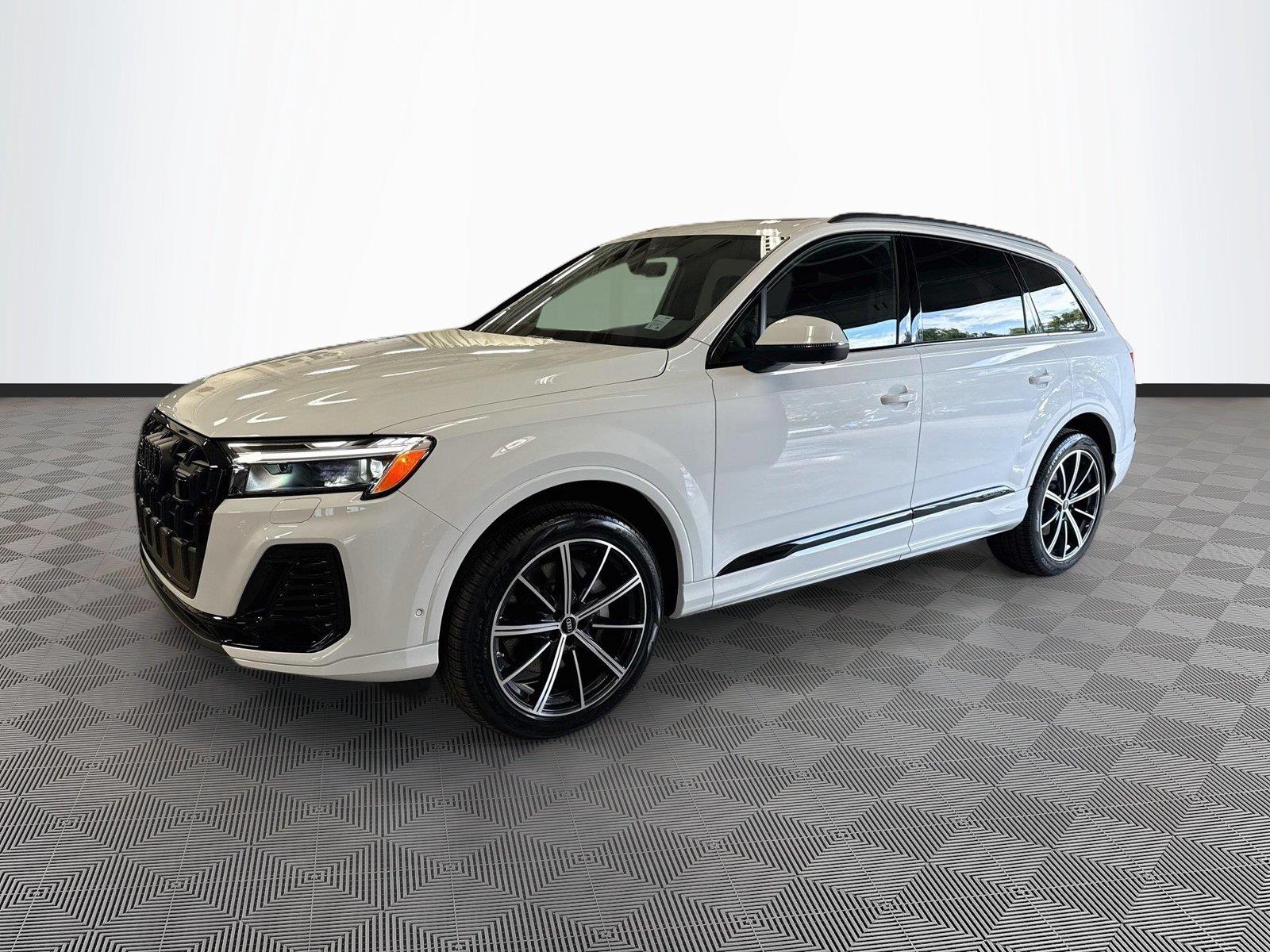 2026 Audi Q7 Premium Plus