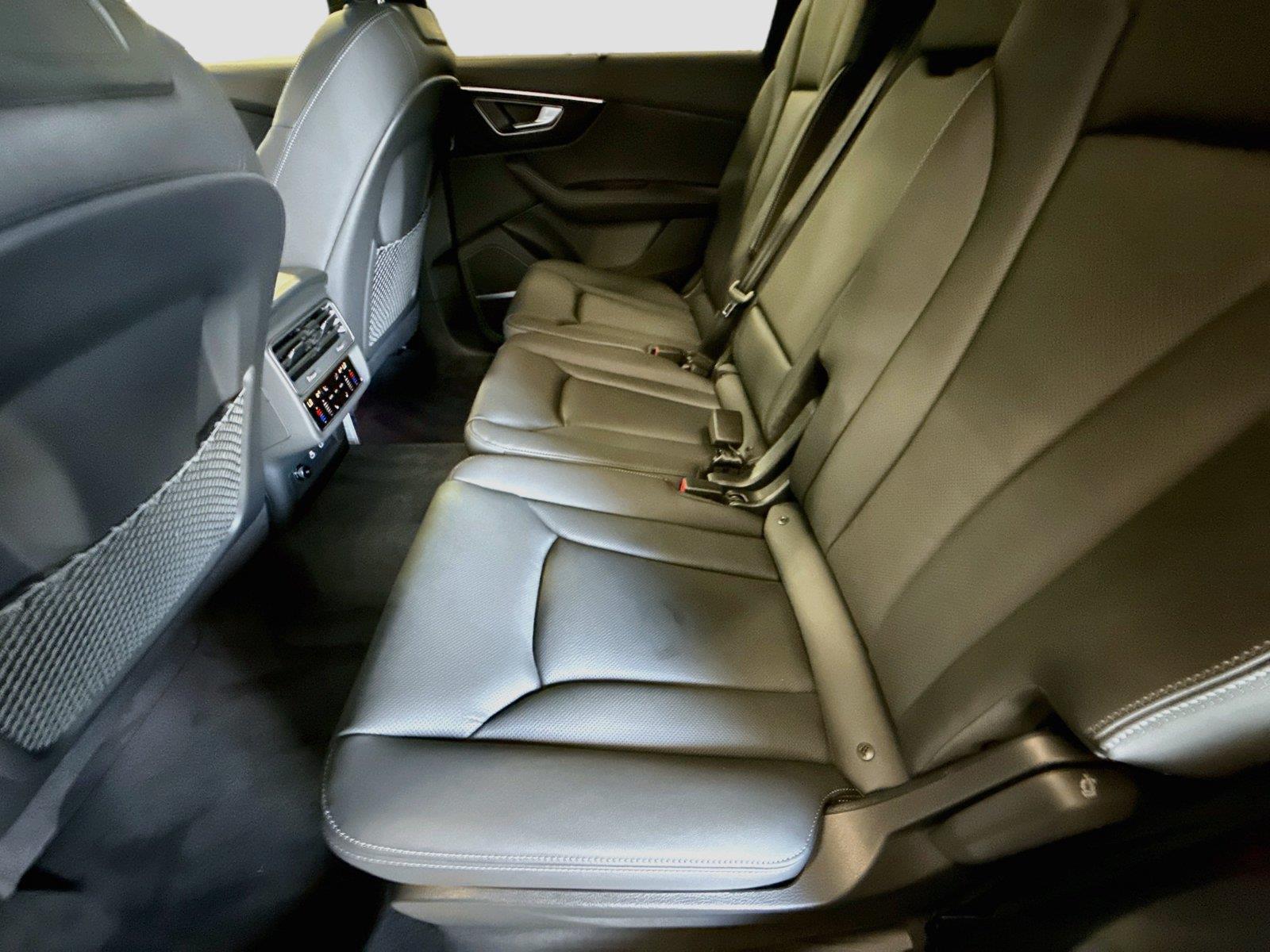 2026 Audi Q7 Premium Plus