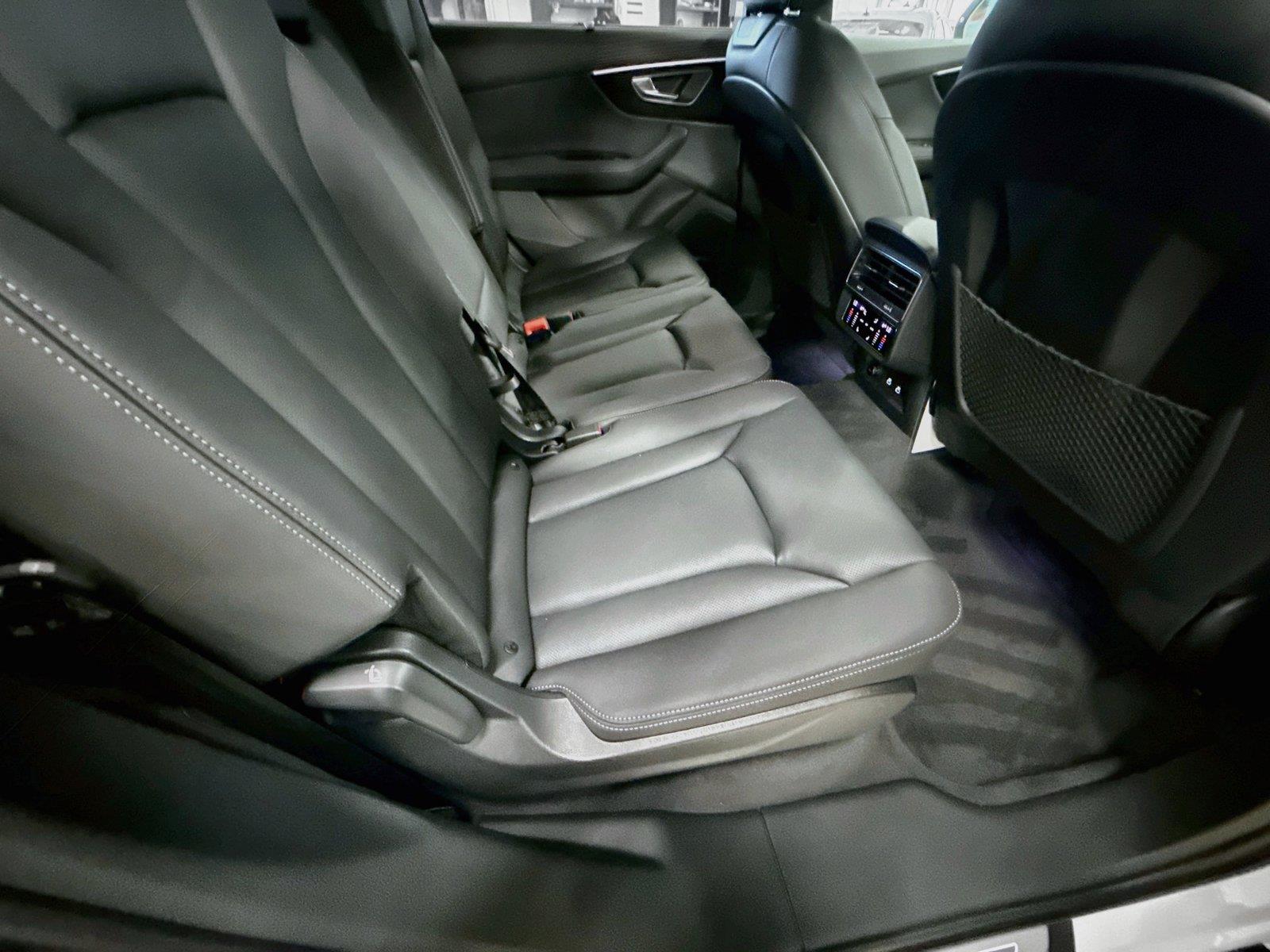 2026 Audi Q7 Premium Plus