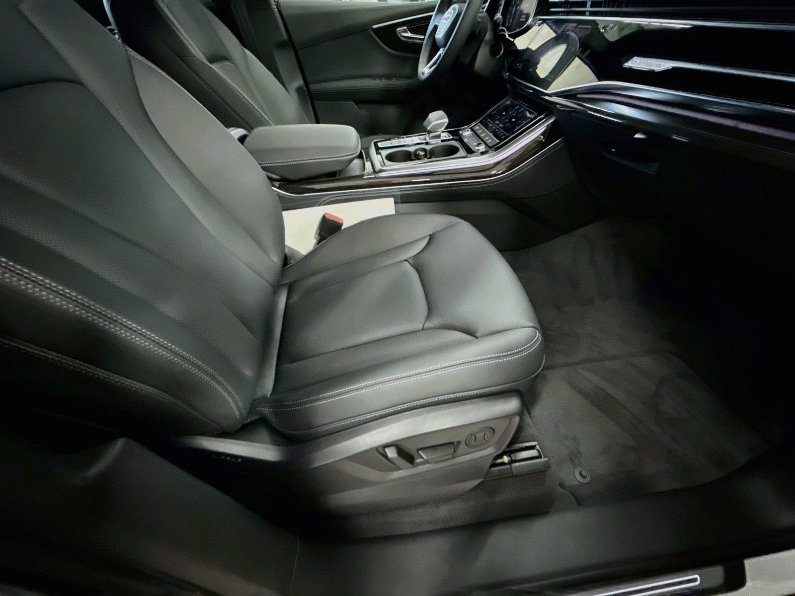 2026 Audi Q7 Premium Plus