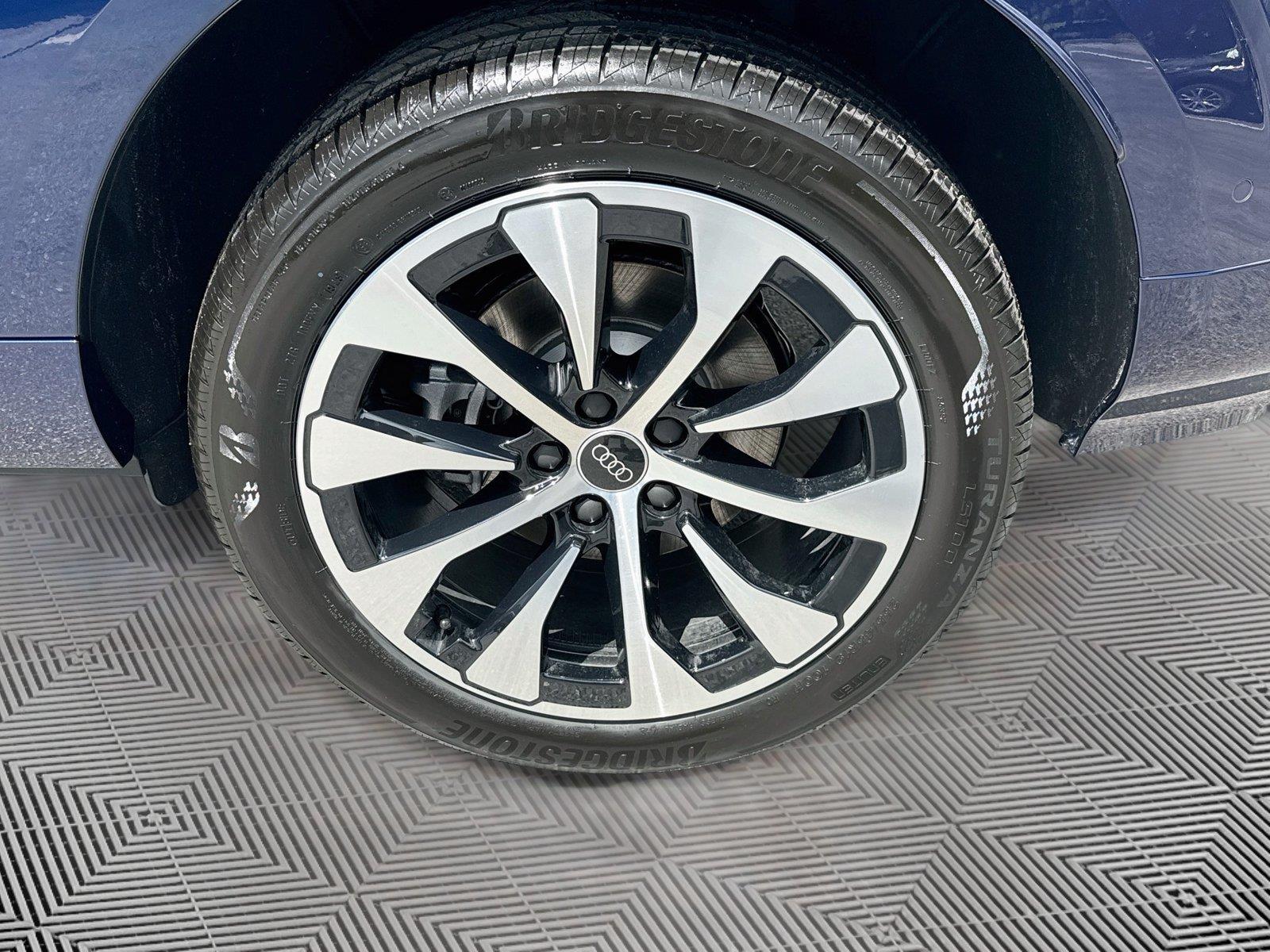 2026 Audi Q3 S line