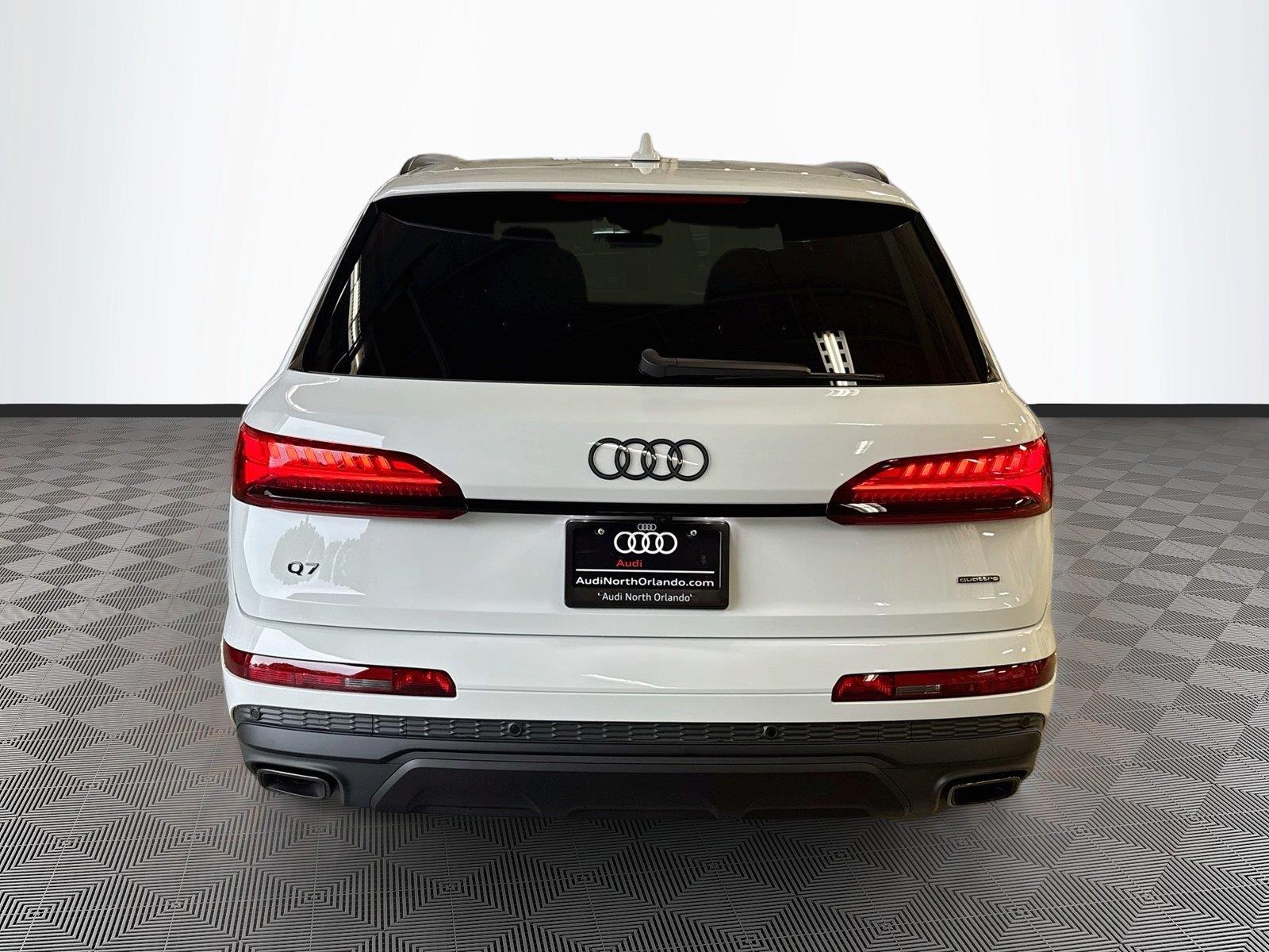 2026 Audi Q7 Premium