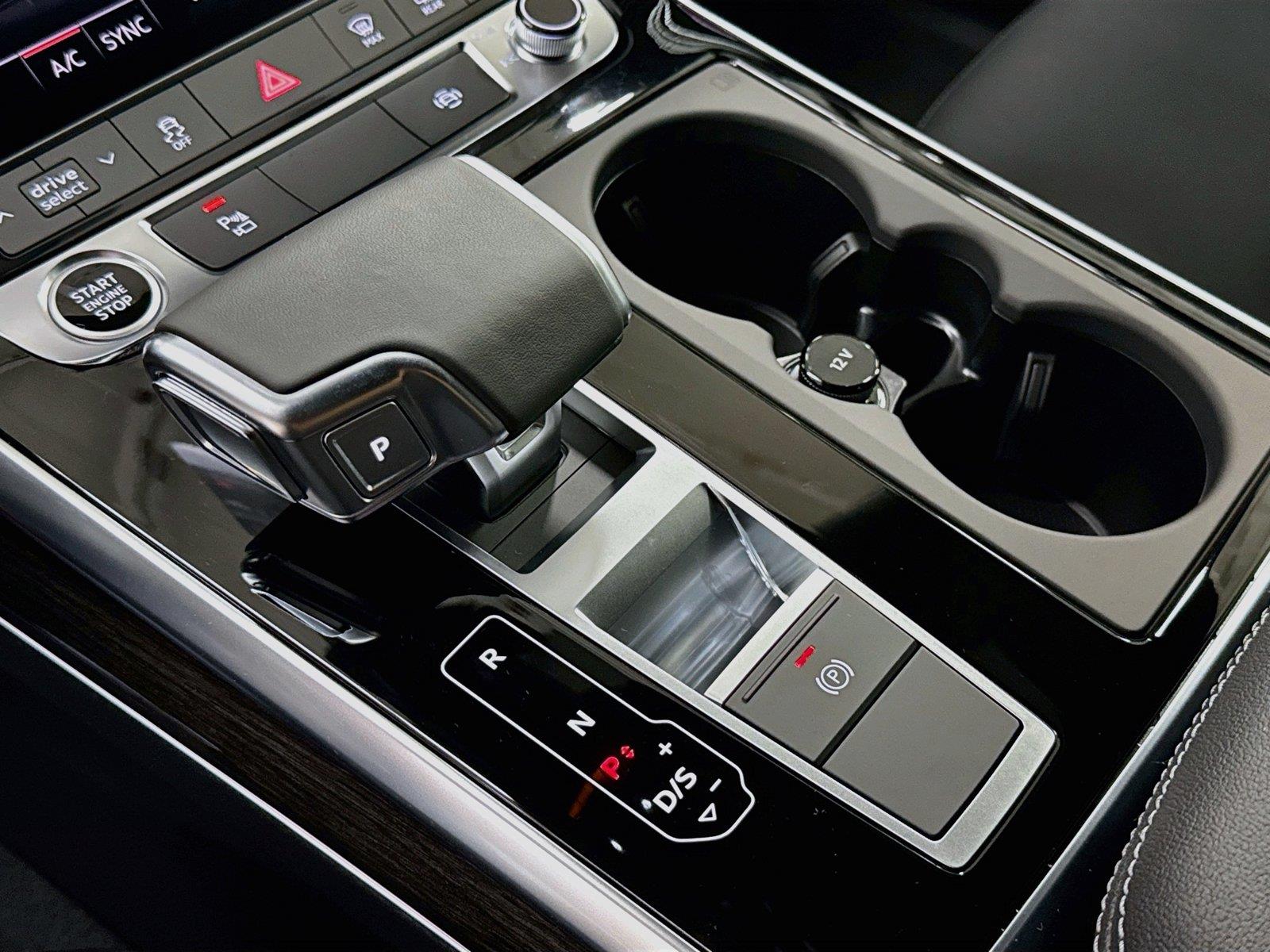 2026 Audi Q7 Premium