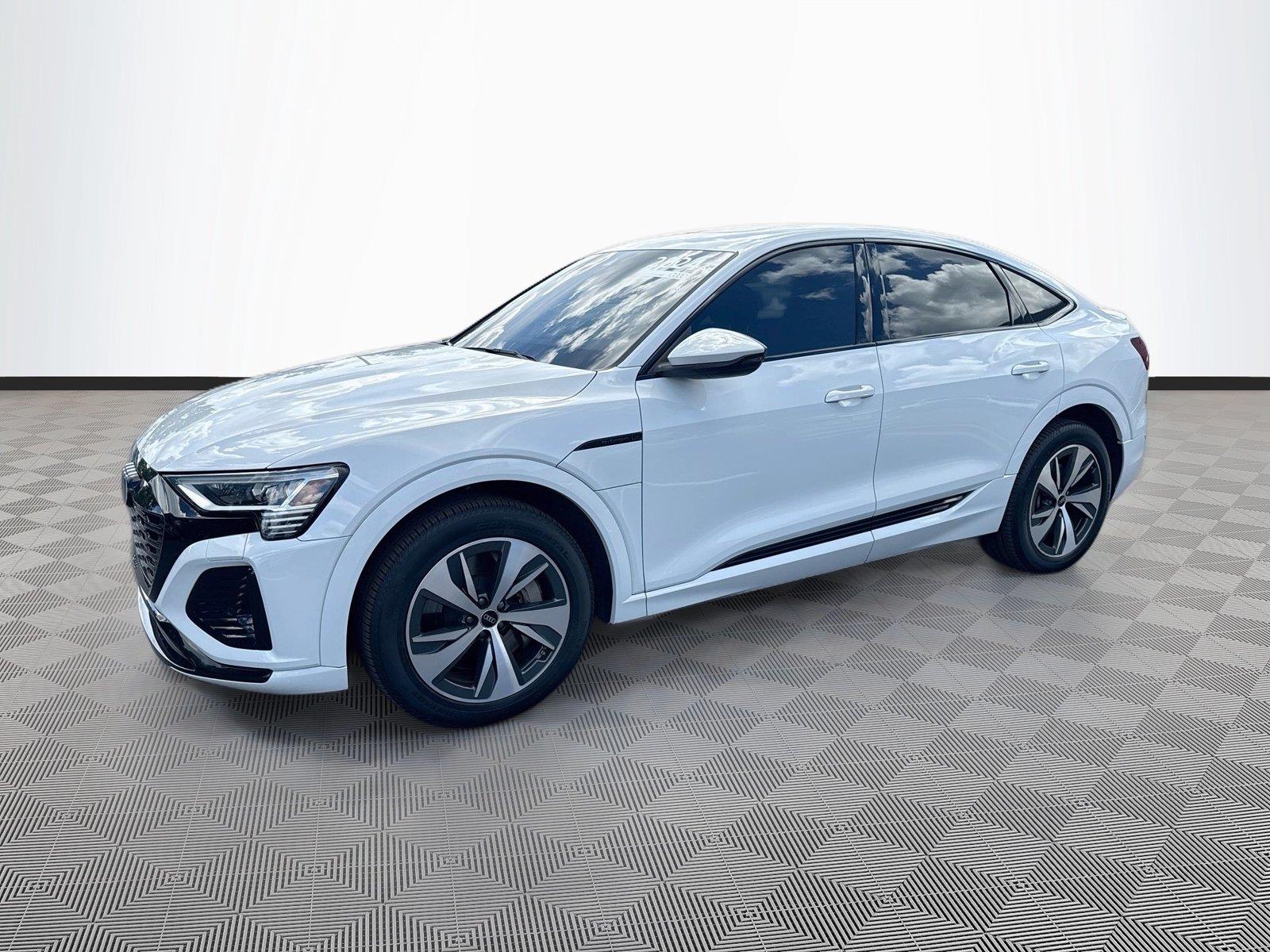2024 Audi Q8 e-tron Sportback S line Premium