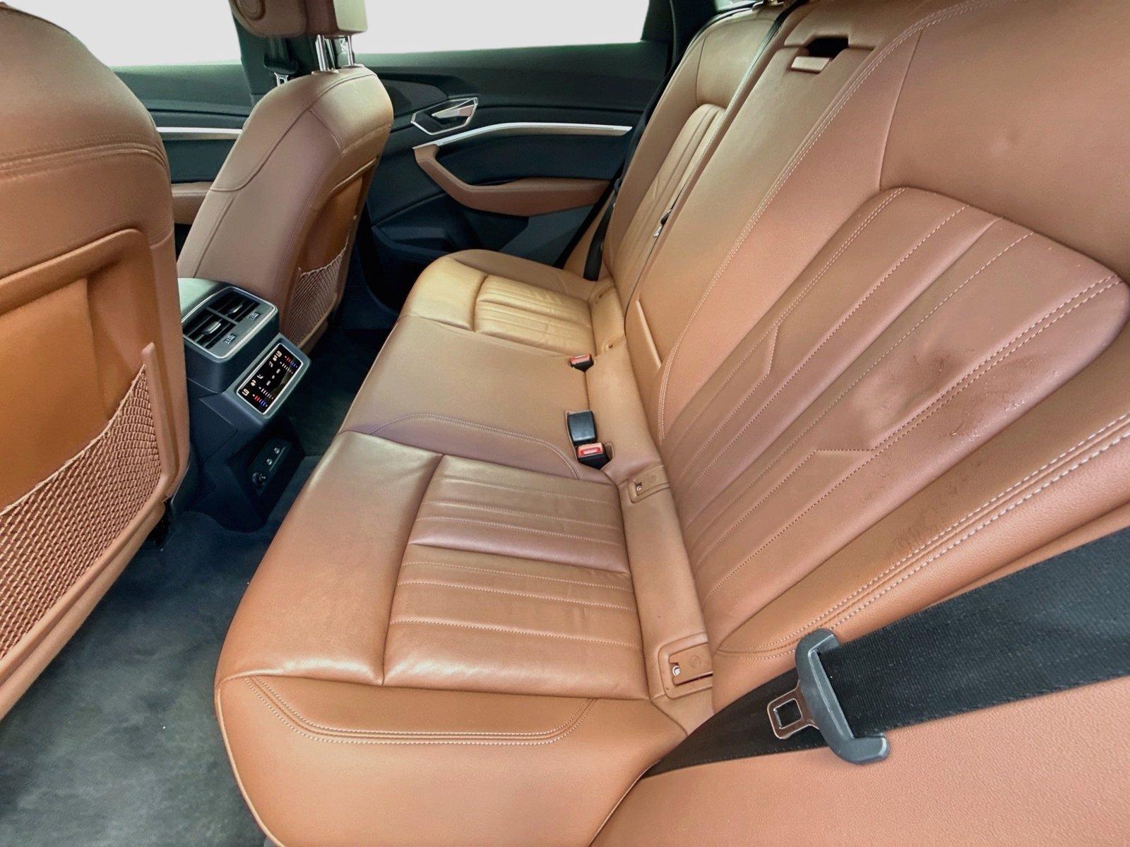 2024 Audi Q8 e-tron Sportback S line Premium