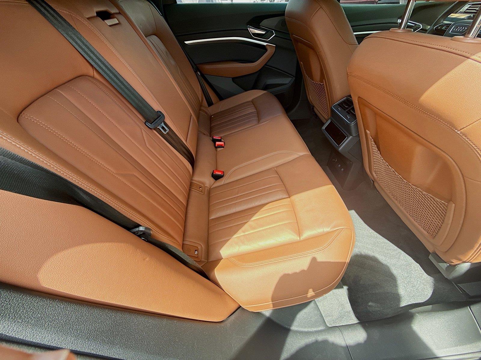 2024 Audi Q8 e-tron Sportback S line Premium