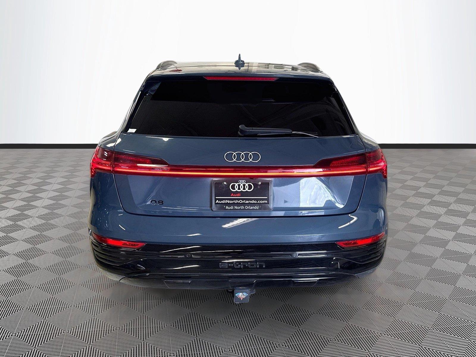 2024 Audi Q8 e-tron Prestige