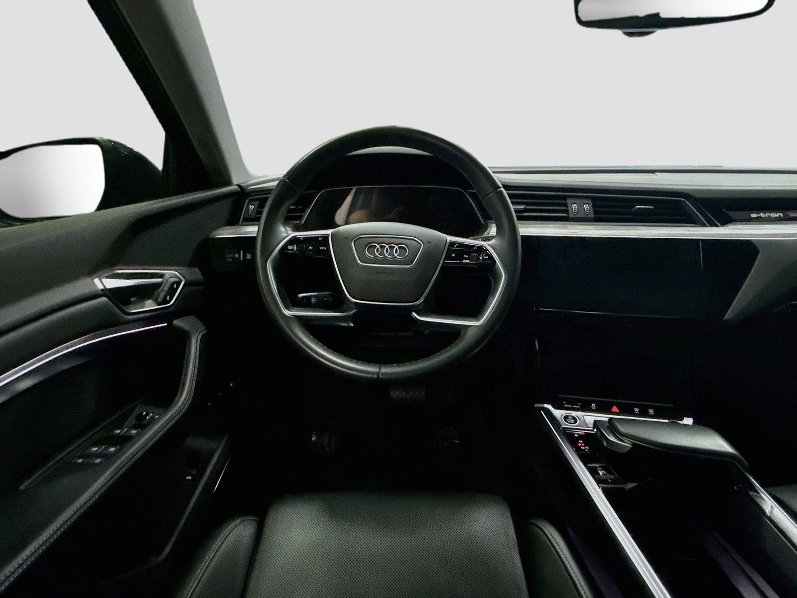 2024 Audi Q8 e-tron Prestige