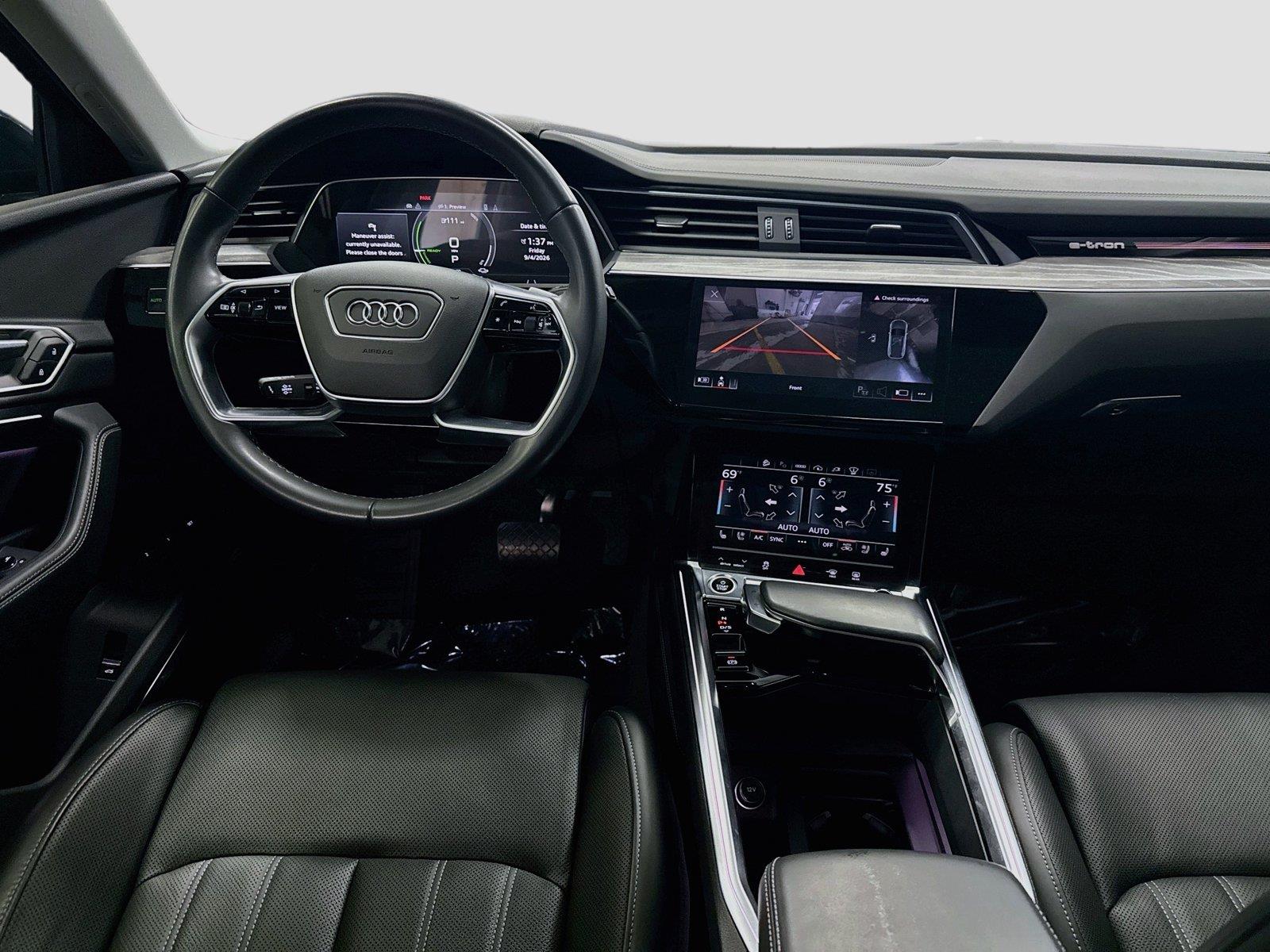 2024 Audi Q8 e-tron Prestige