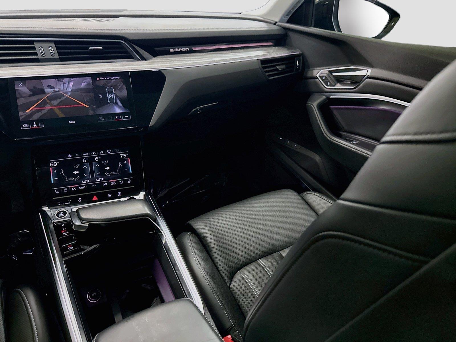 2024 Audi Q8 e-tron Prestige