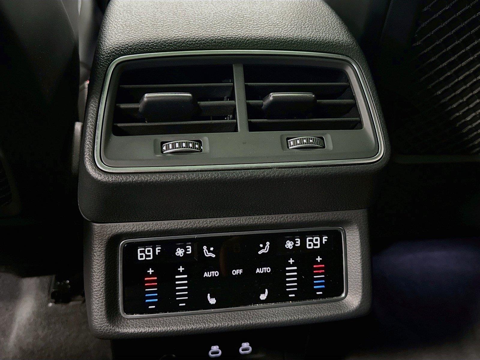 2024 Audi Q8 e-tron Prestige