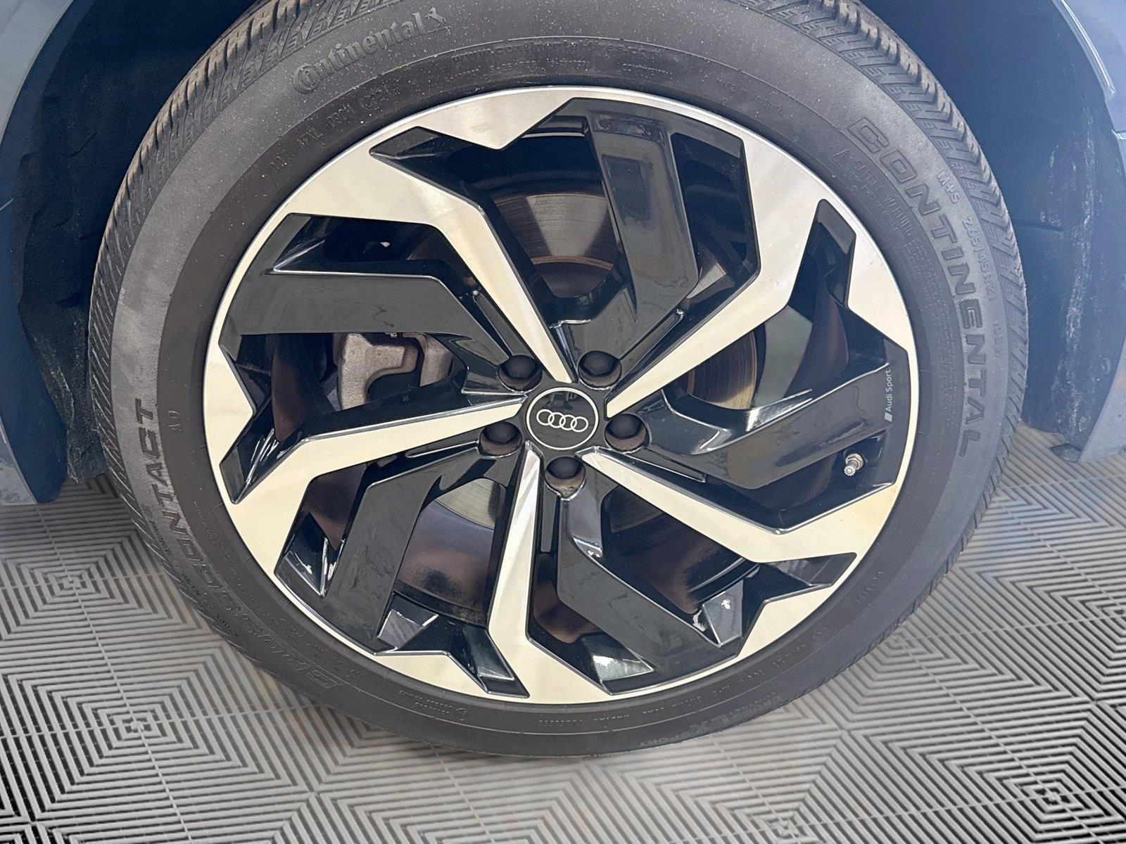 2024 Audi Q8 e-tron Prestige