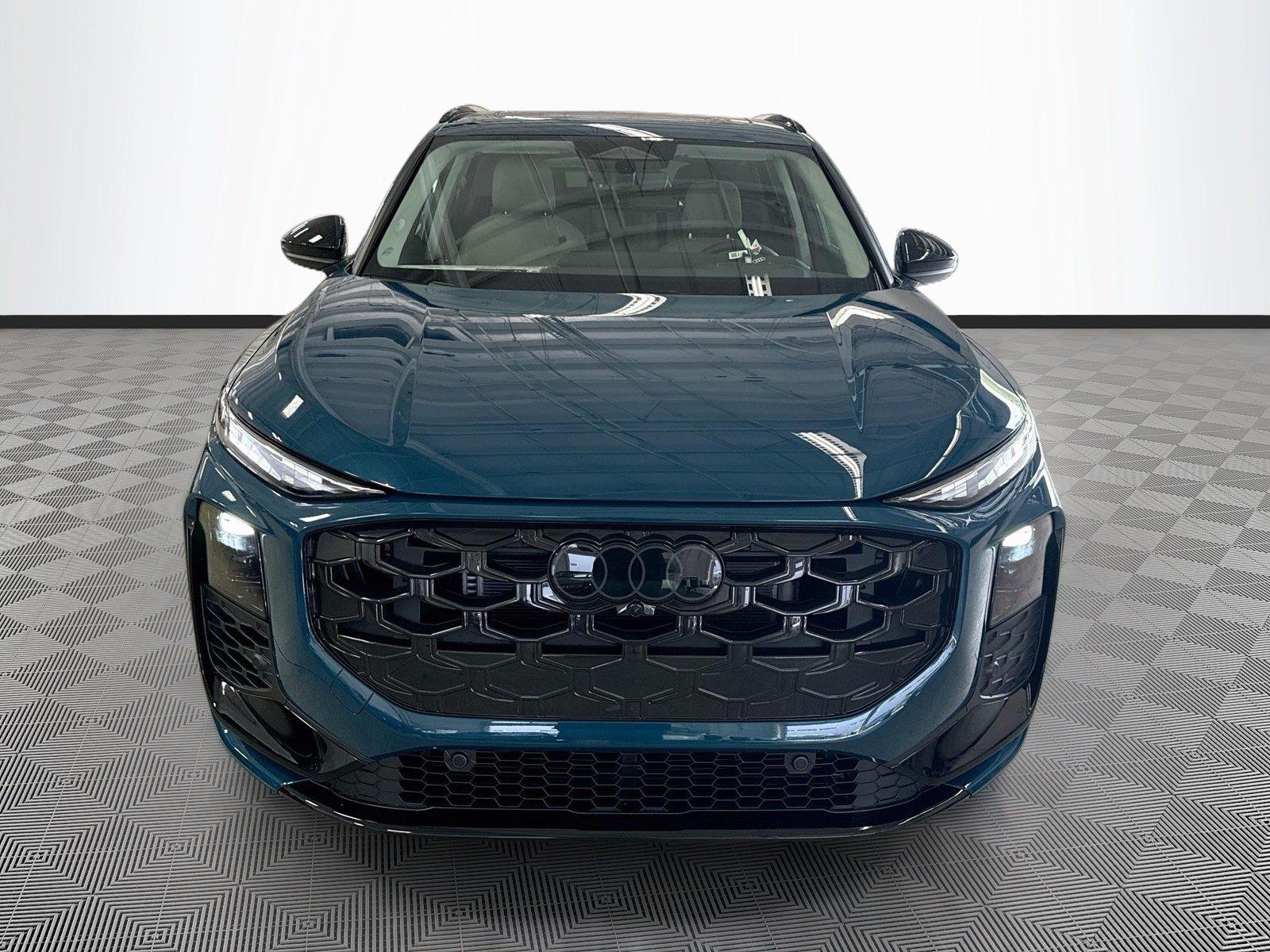 2026 Audi Q3 S line