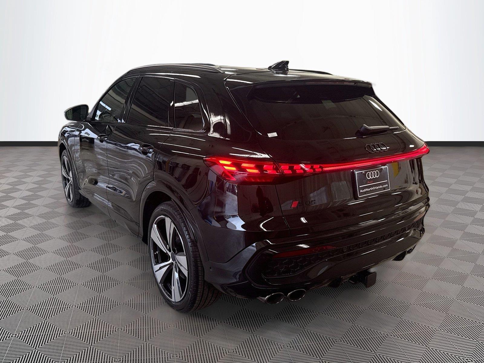 2026 Audi SQ5 Premium Plus