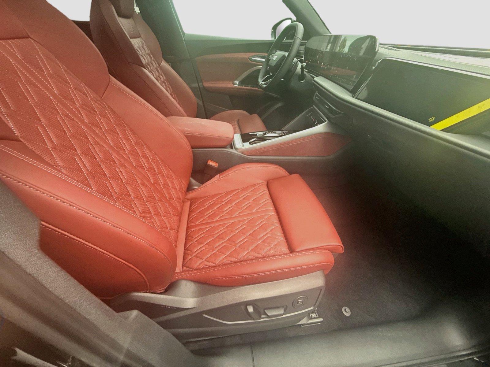 2026 Audi SQ5 Premium Plus