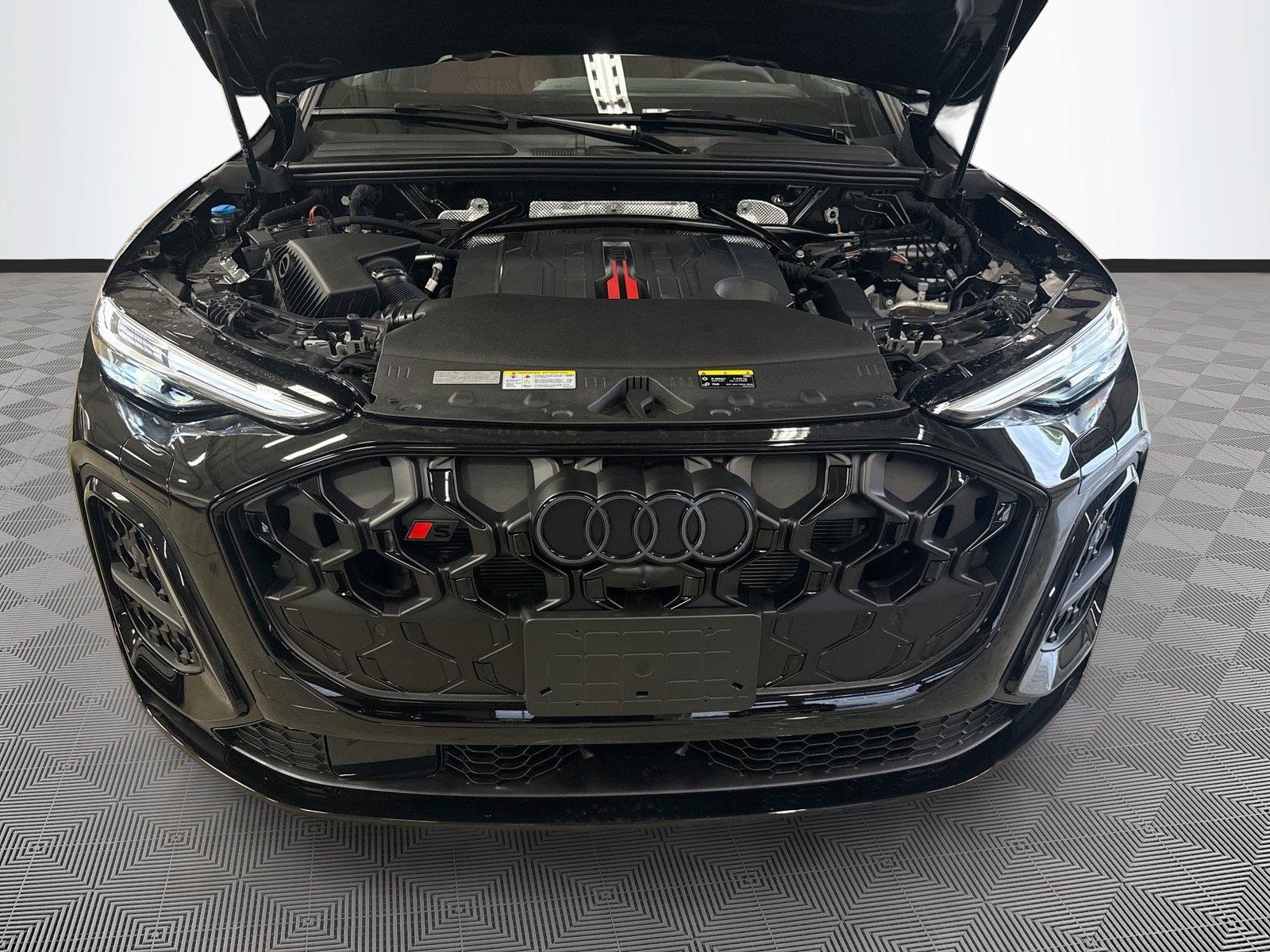 2026 Audi SQ5 Premium Plus