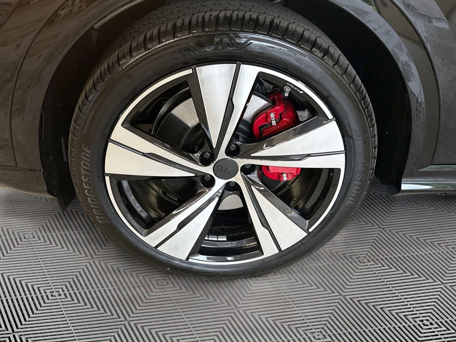 2026 Audi SQ5 Premium Plus