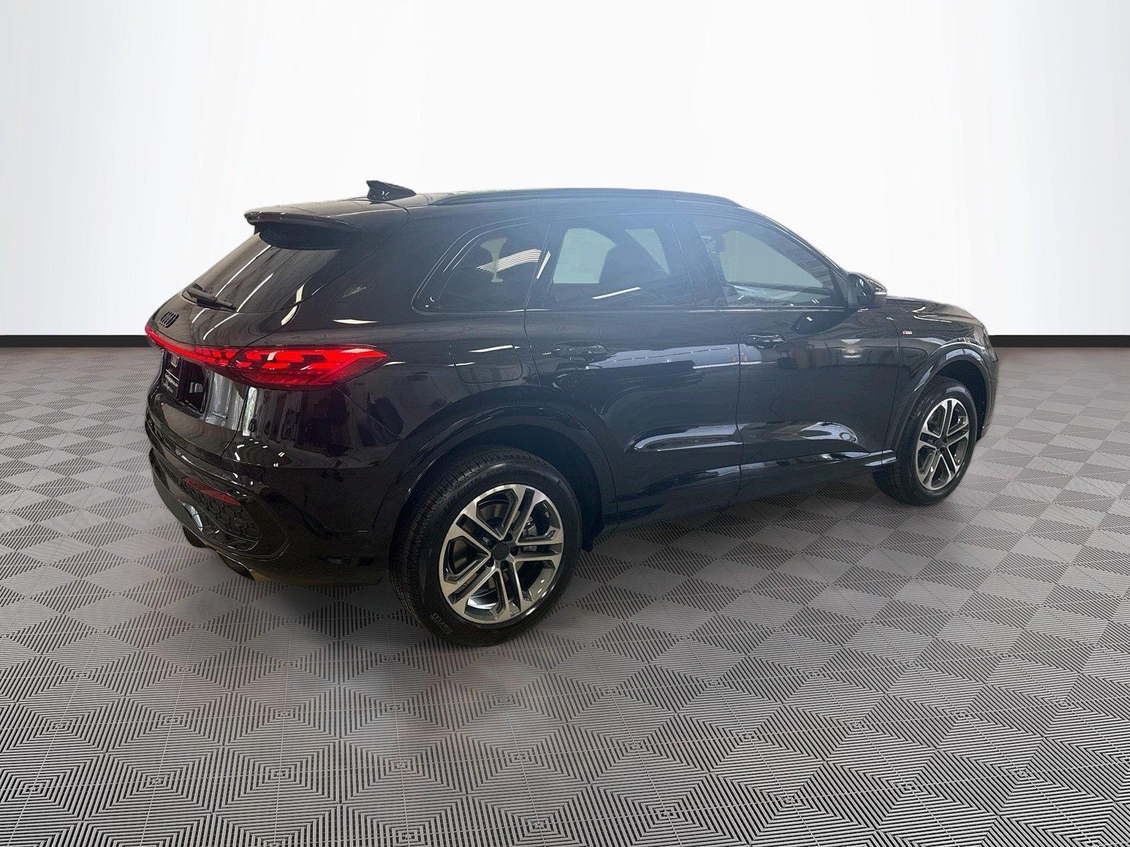 2026 Audi Q5 Premium