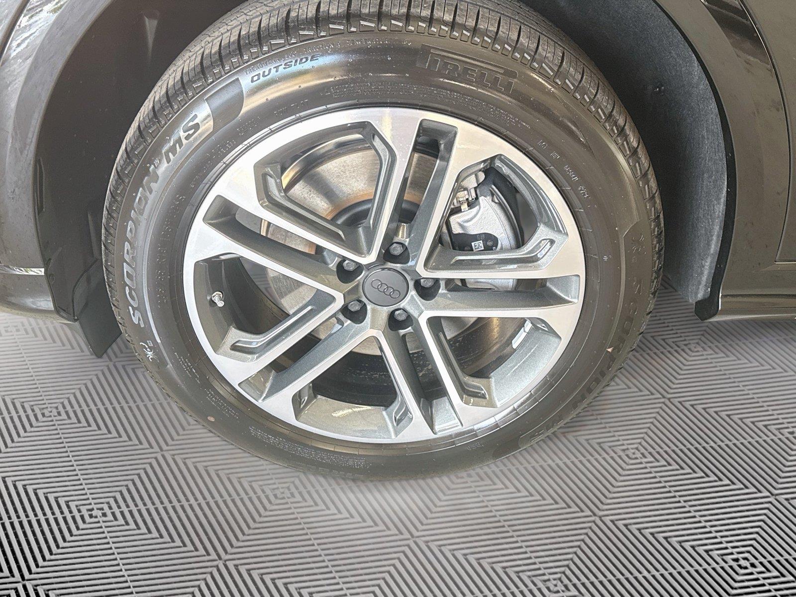 2026 Audi Q5 Premium