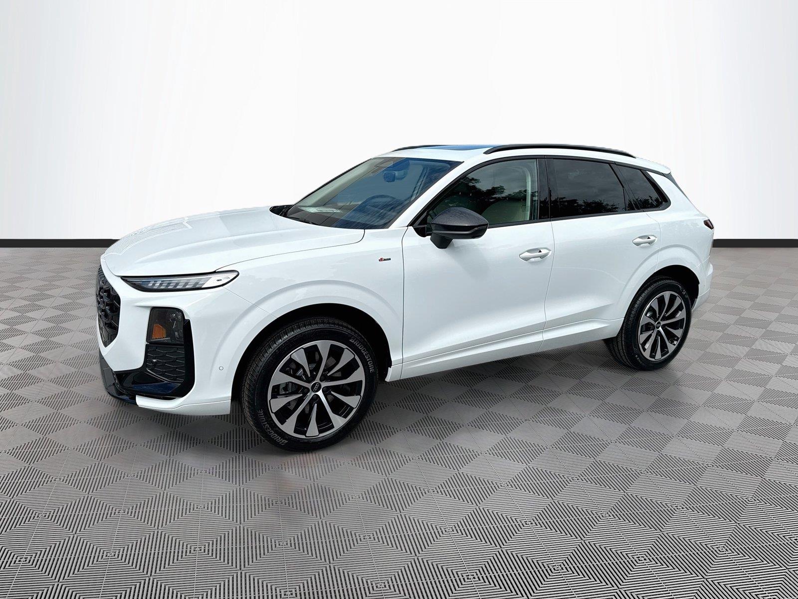 2026 Audi Q3 S line