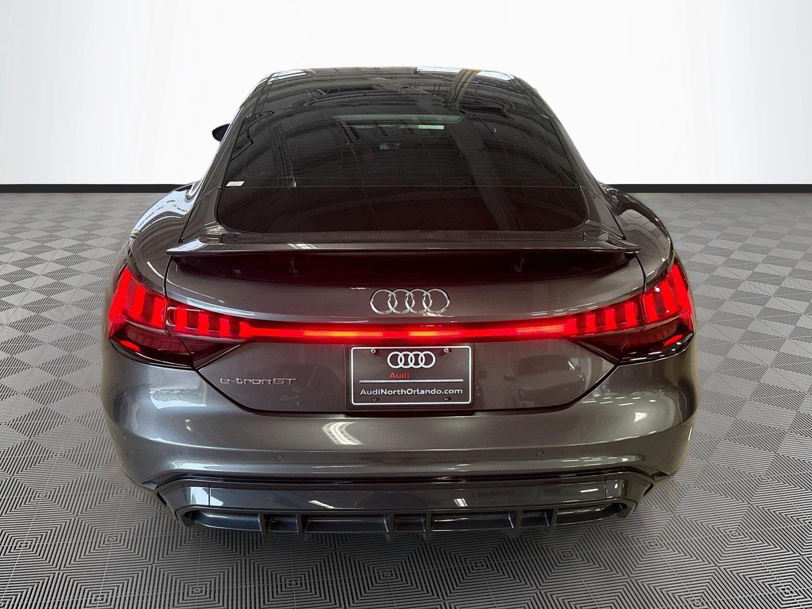 2022 Audi e-tron GT Premium Plus