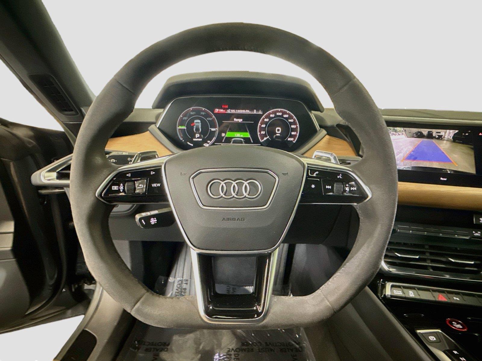 2022 Audi e-tron GT Premium Plus