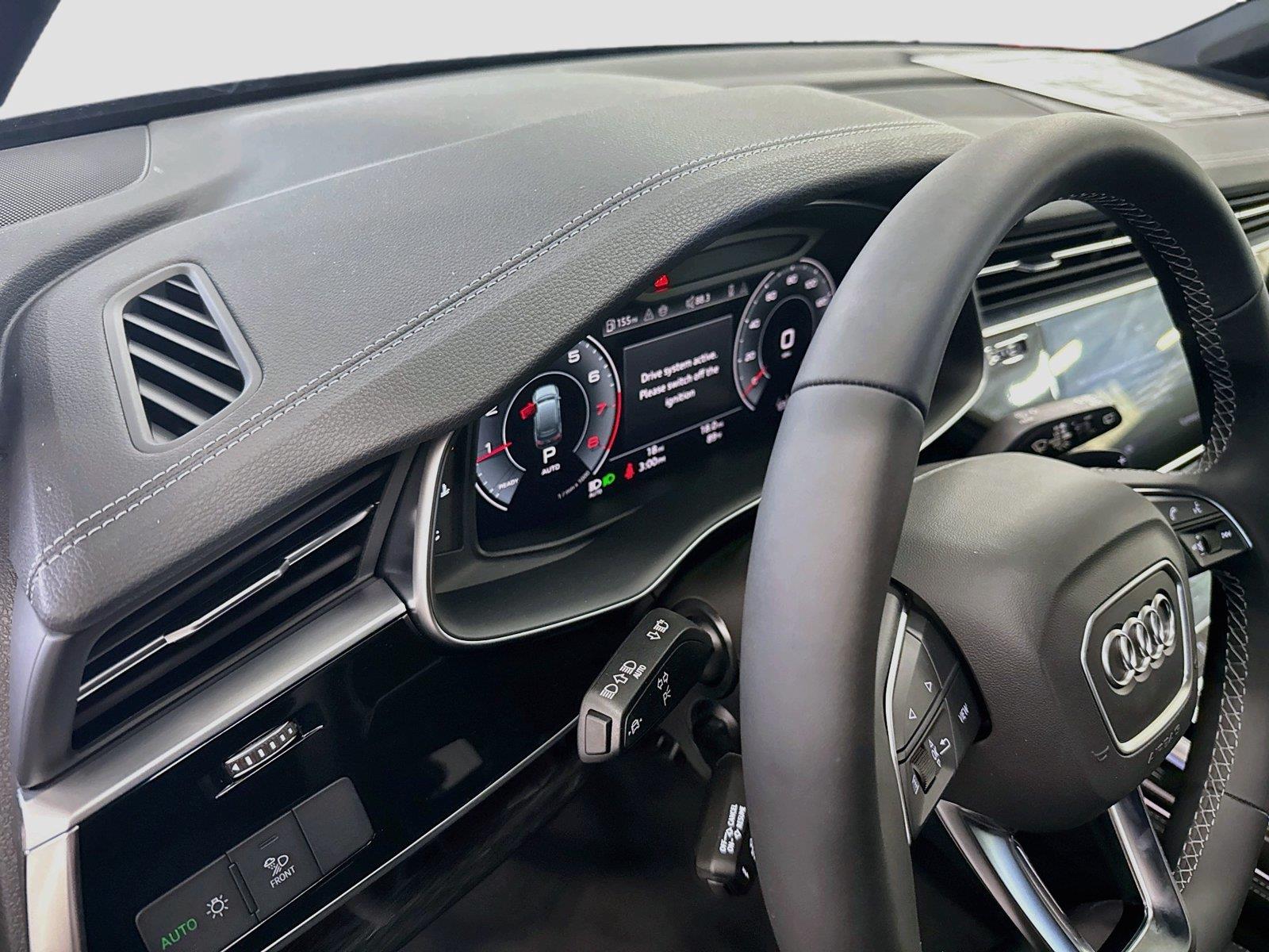 2026 Audi Q7 Premium Plus