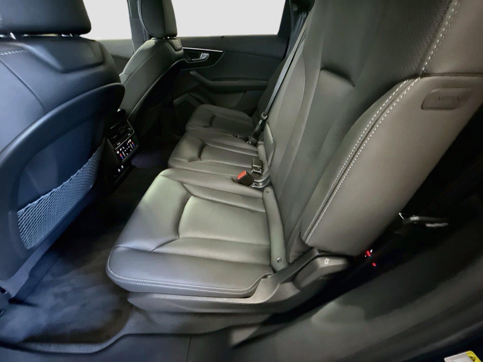 2026 Audi Q7 Premium Plus