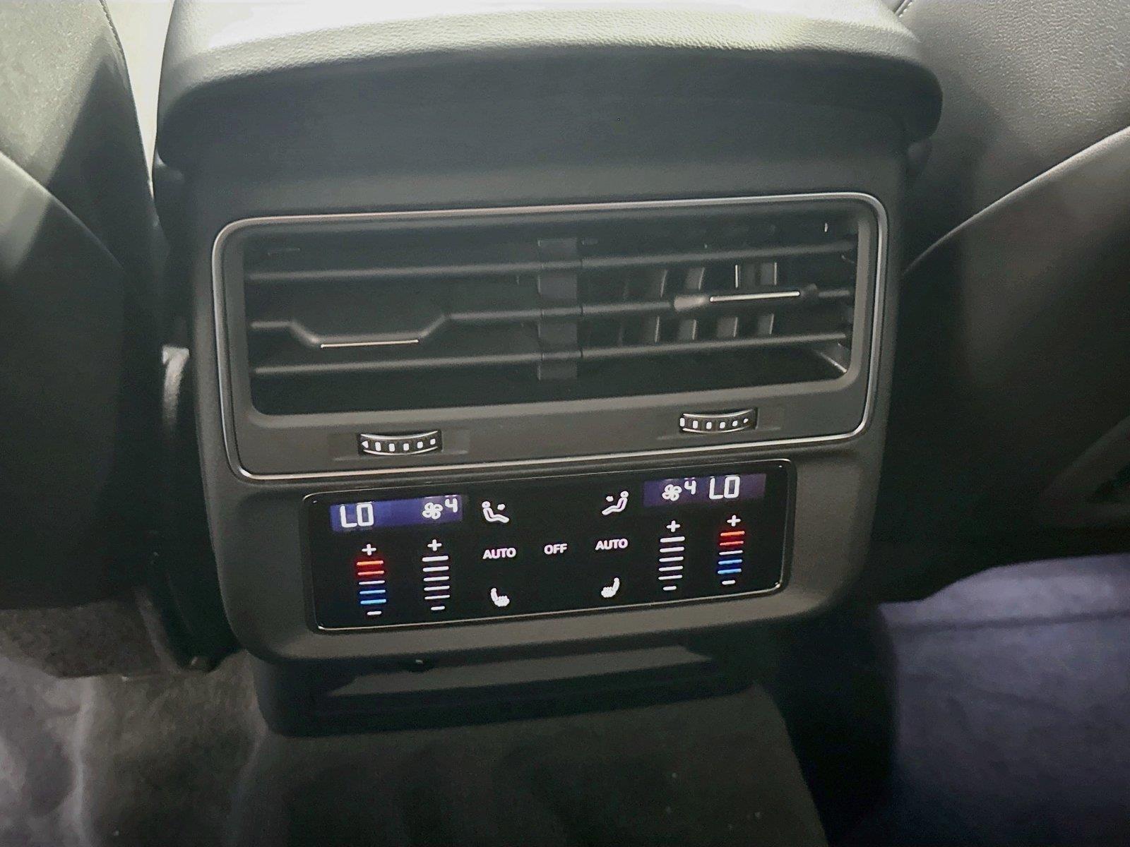 2026 Audi Q7 Premium Plus